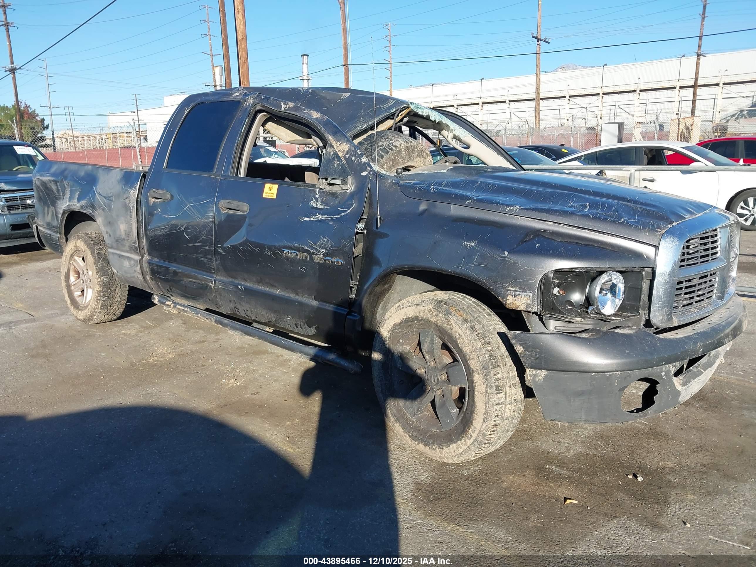 DODGE RAM image 6
