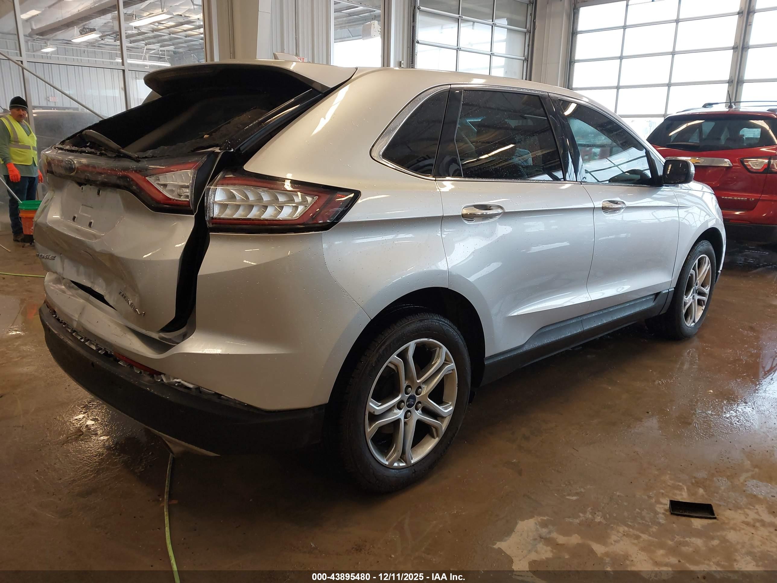 FORD EDGE image 4