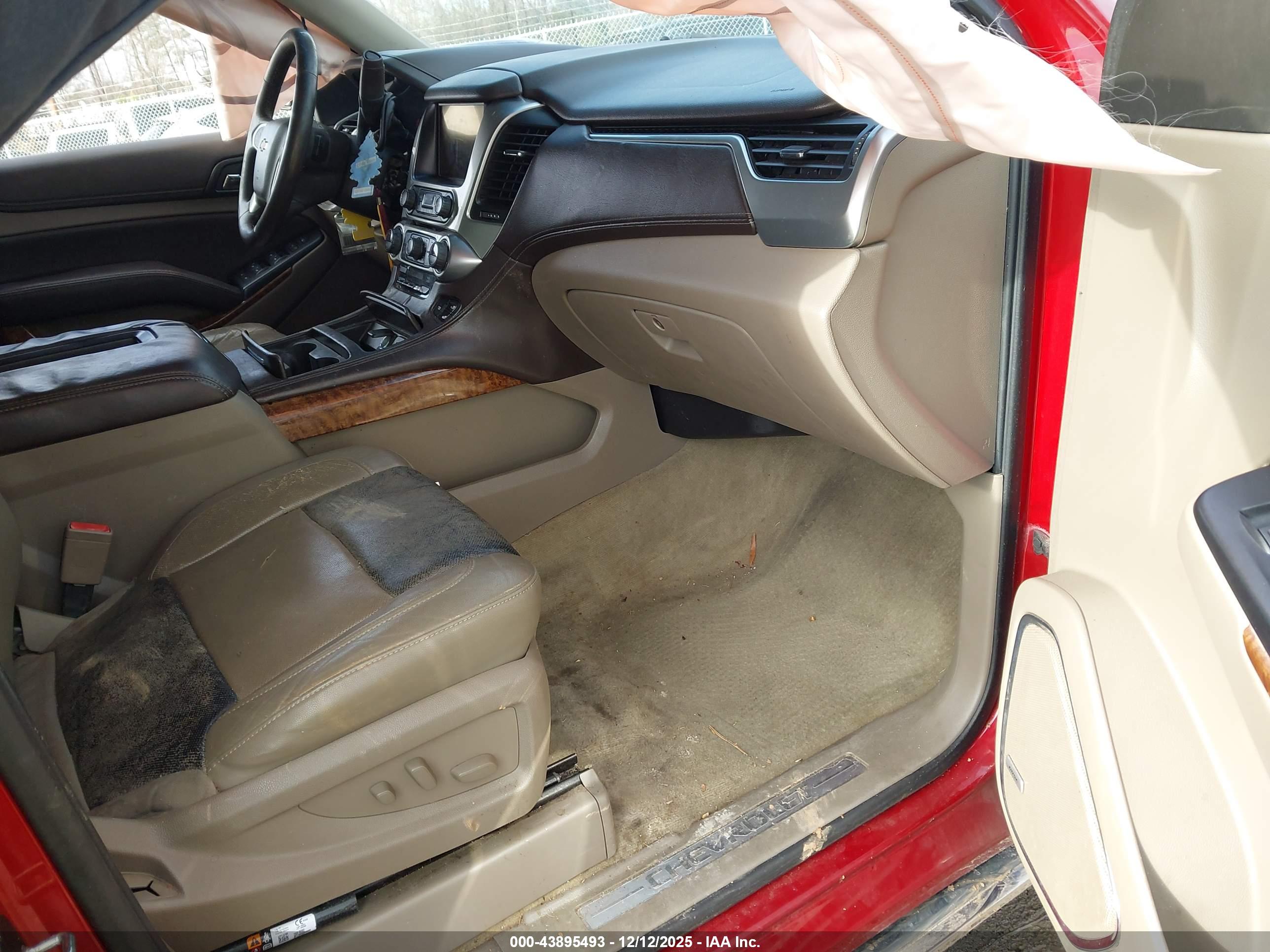 CHEVROLET TAHOE image 5