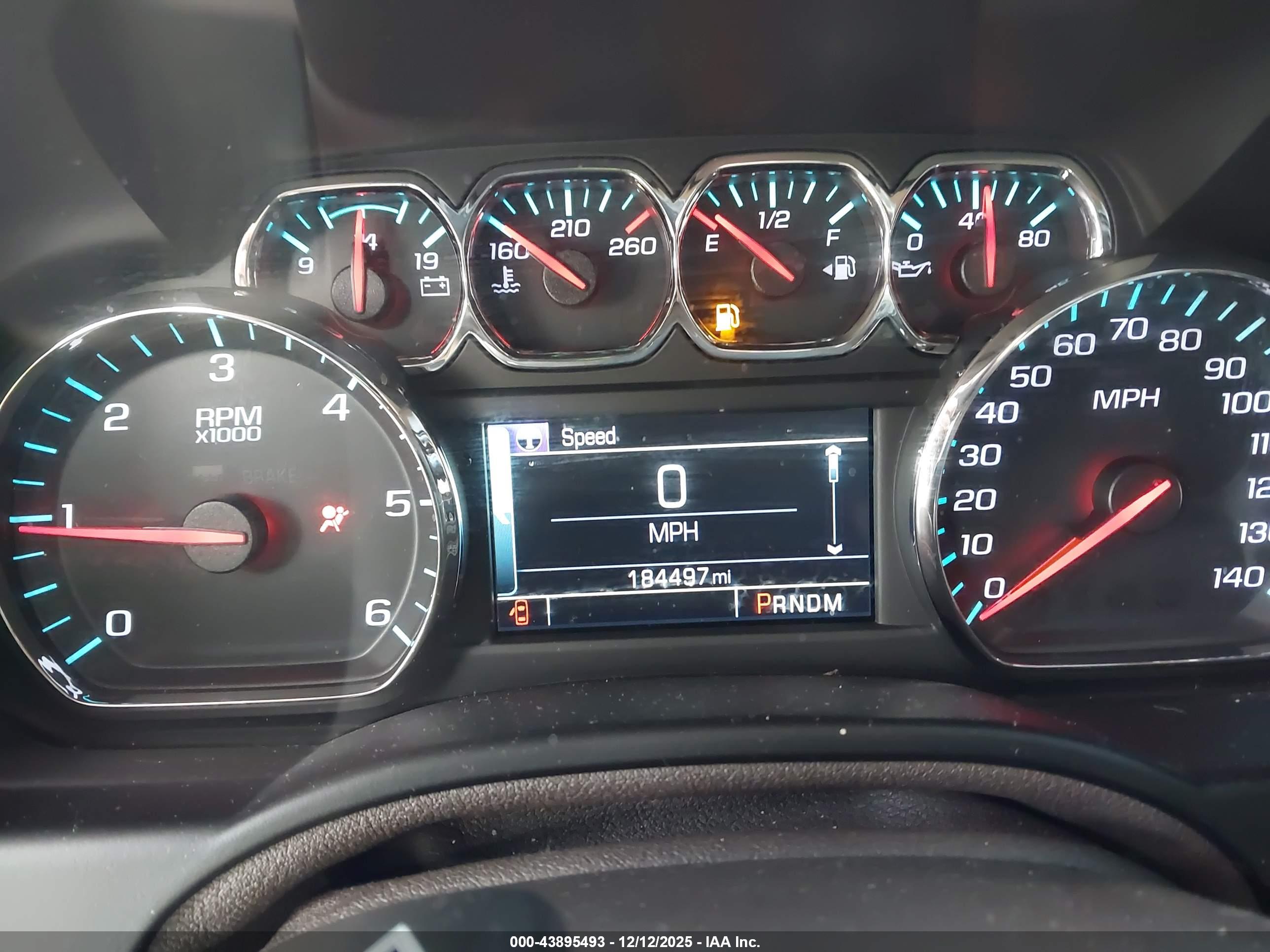 CHEVROLET TAHOE image 7