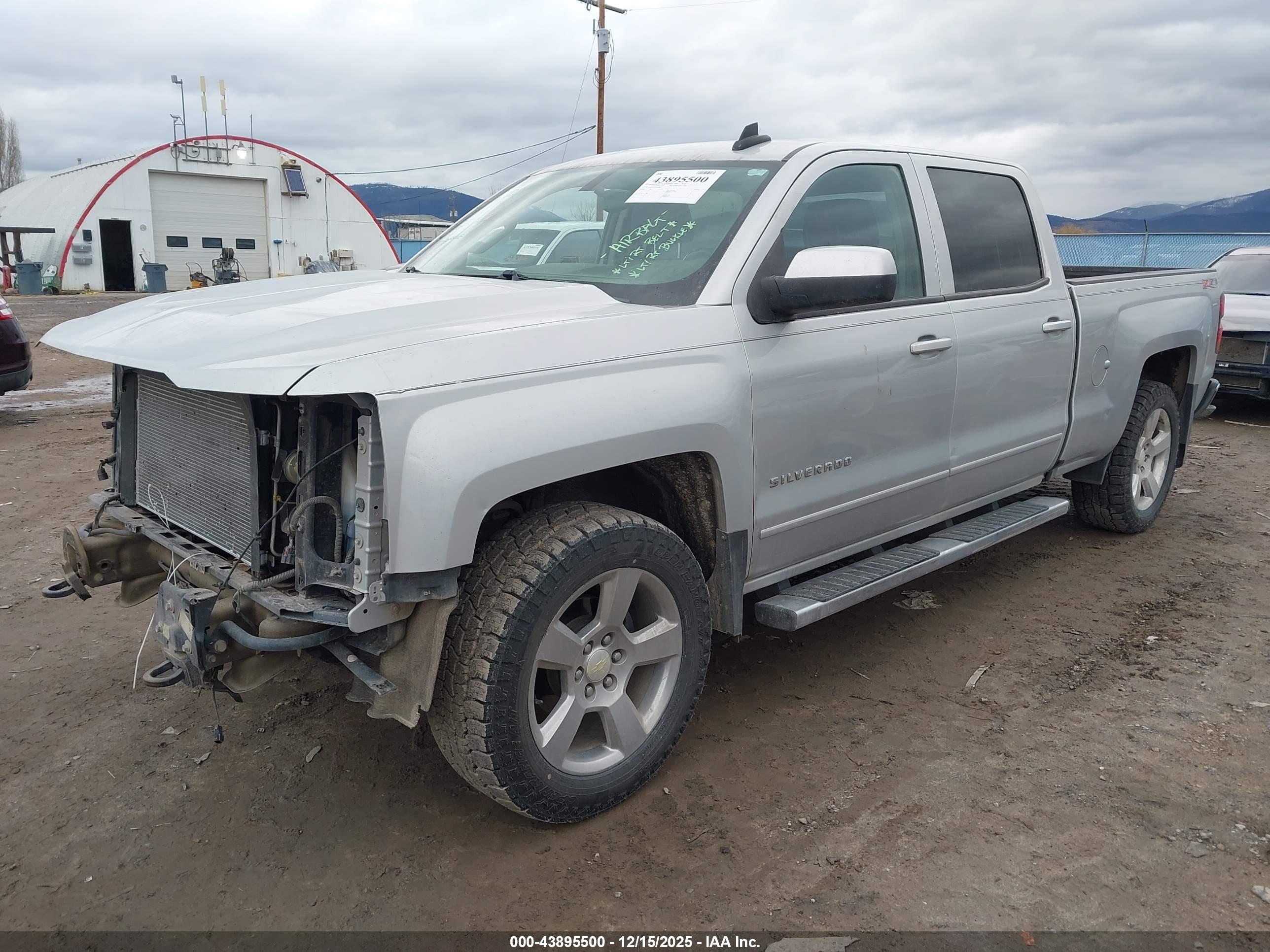 CHEVROLET SILVERADO image 2