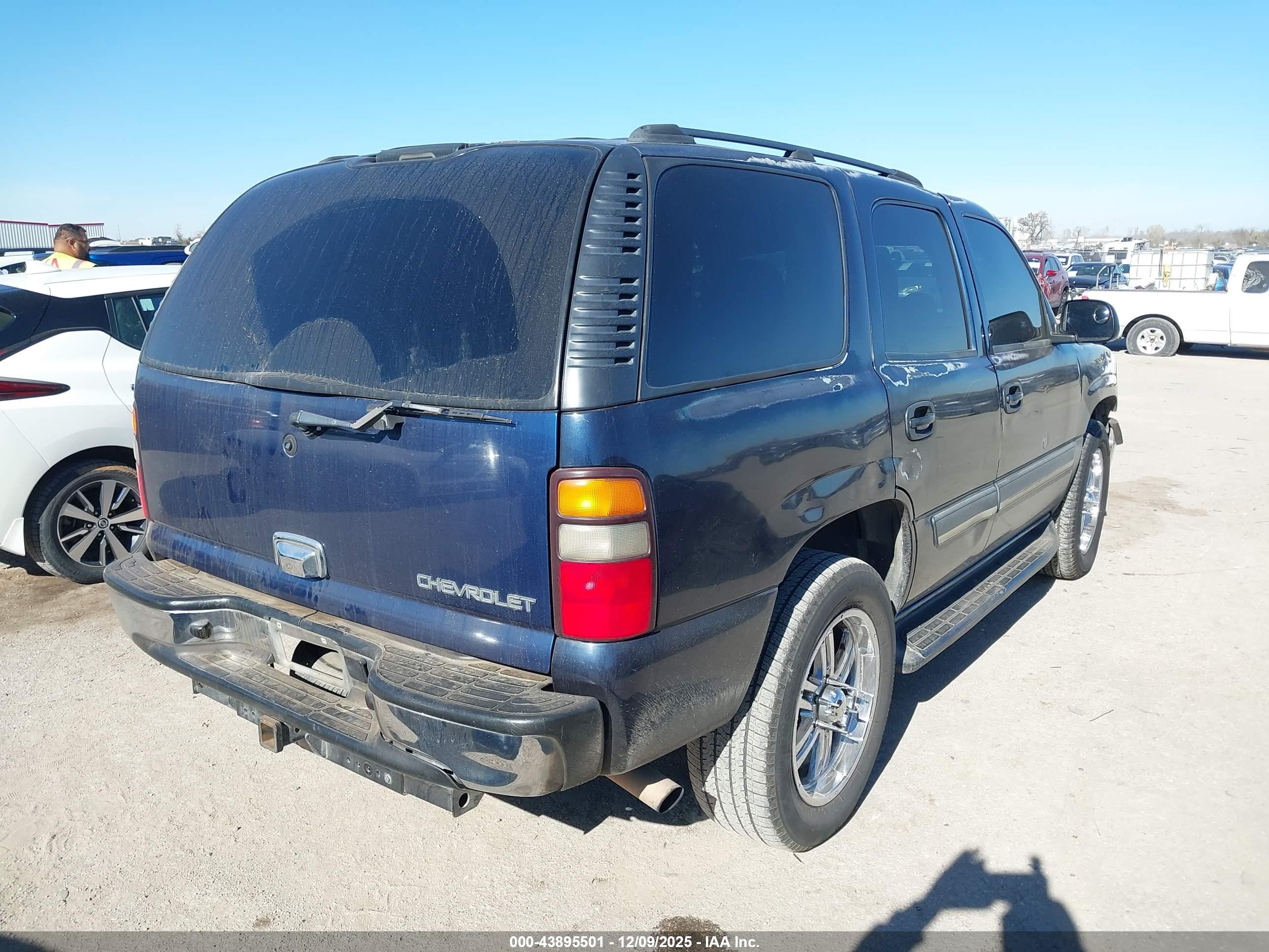 CHEVROLET TAHOE image 4
