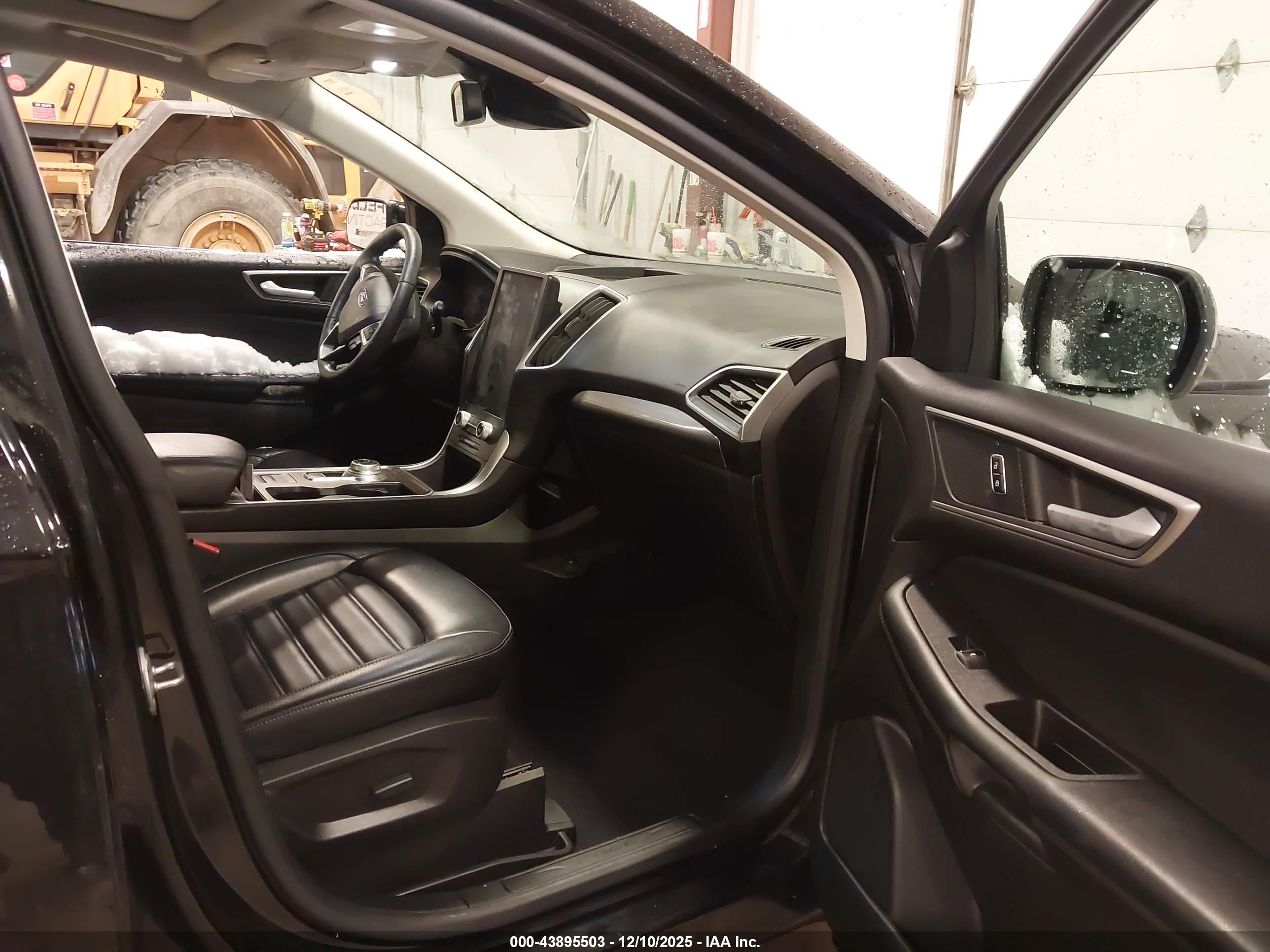 FORD EDGE image 5