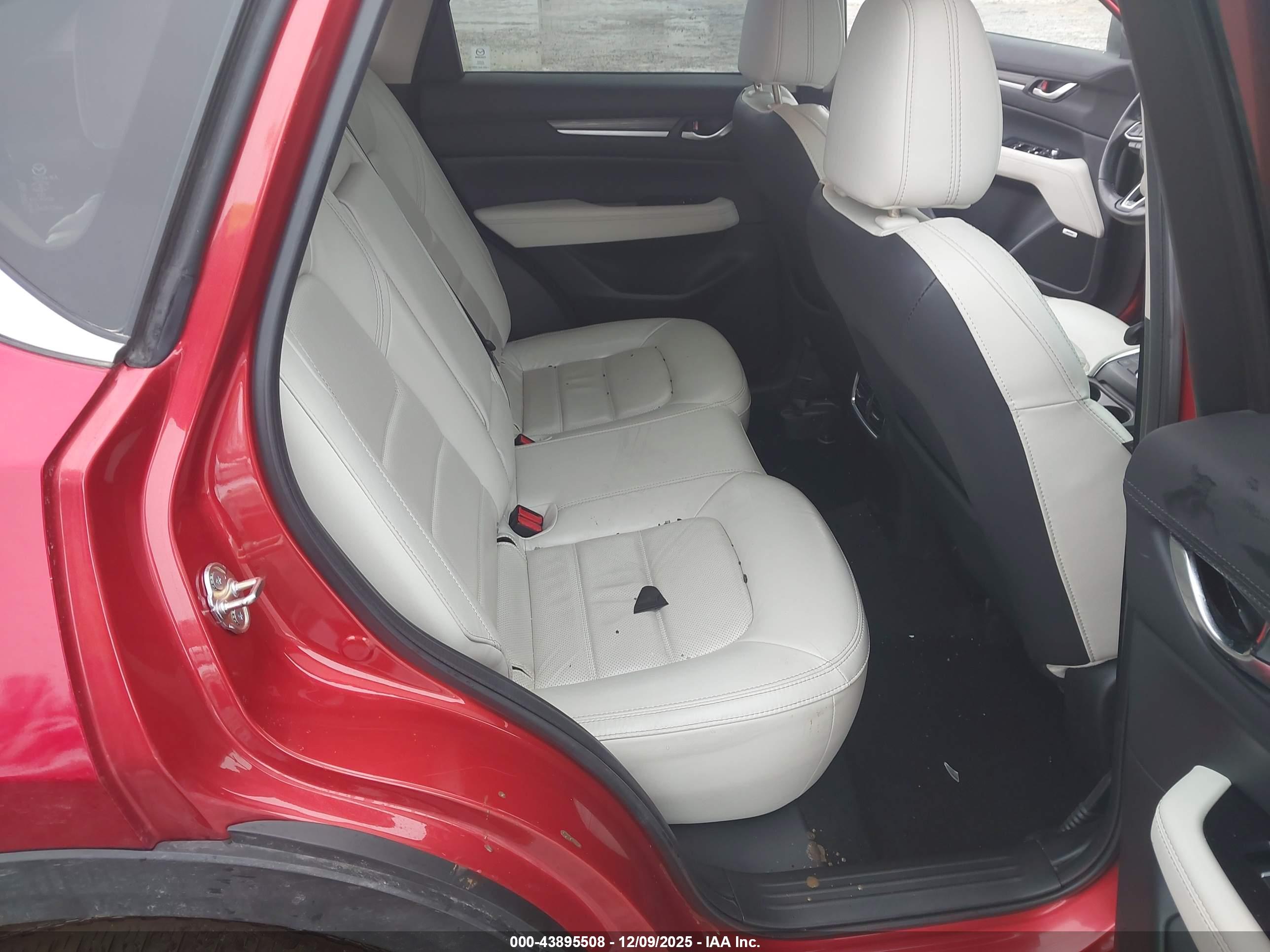 MAZDA CX-5 image 8