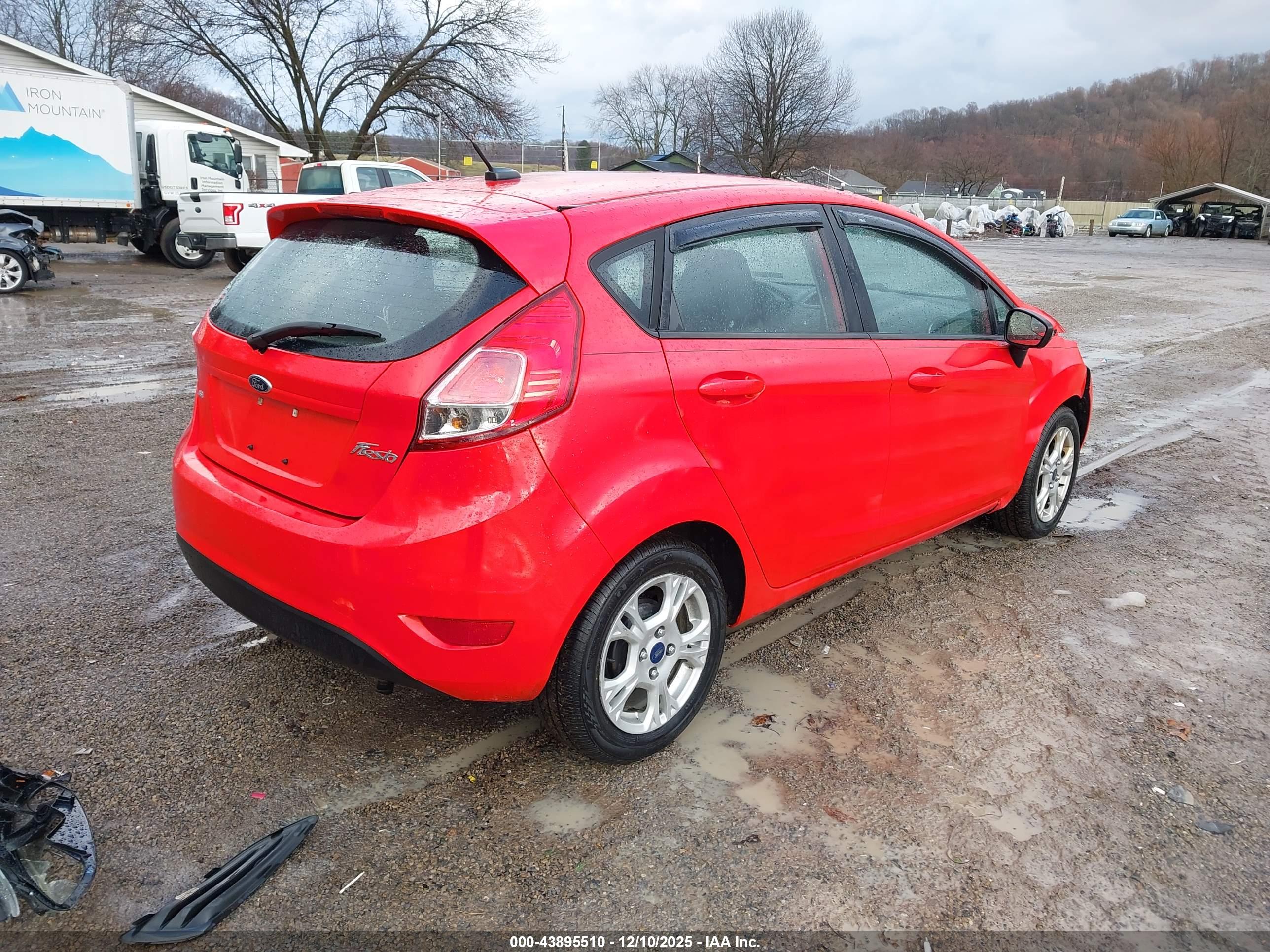 FORD FIESTA image 4