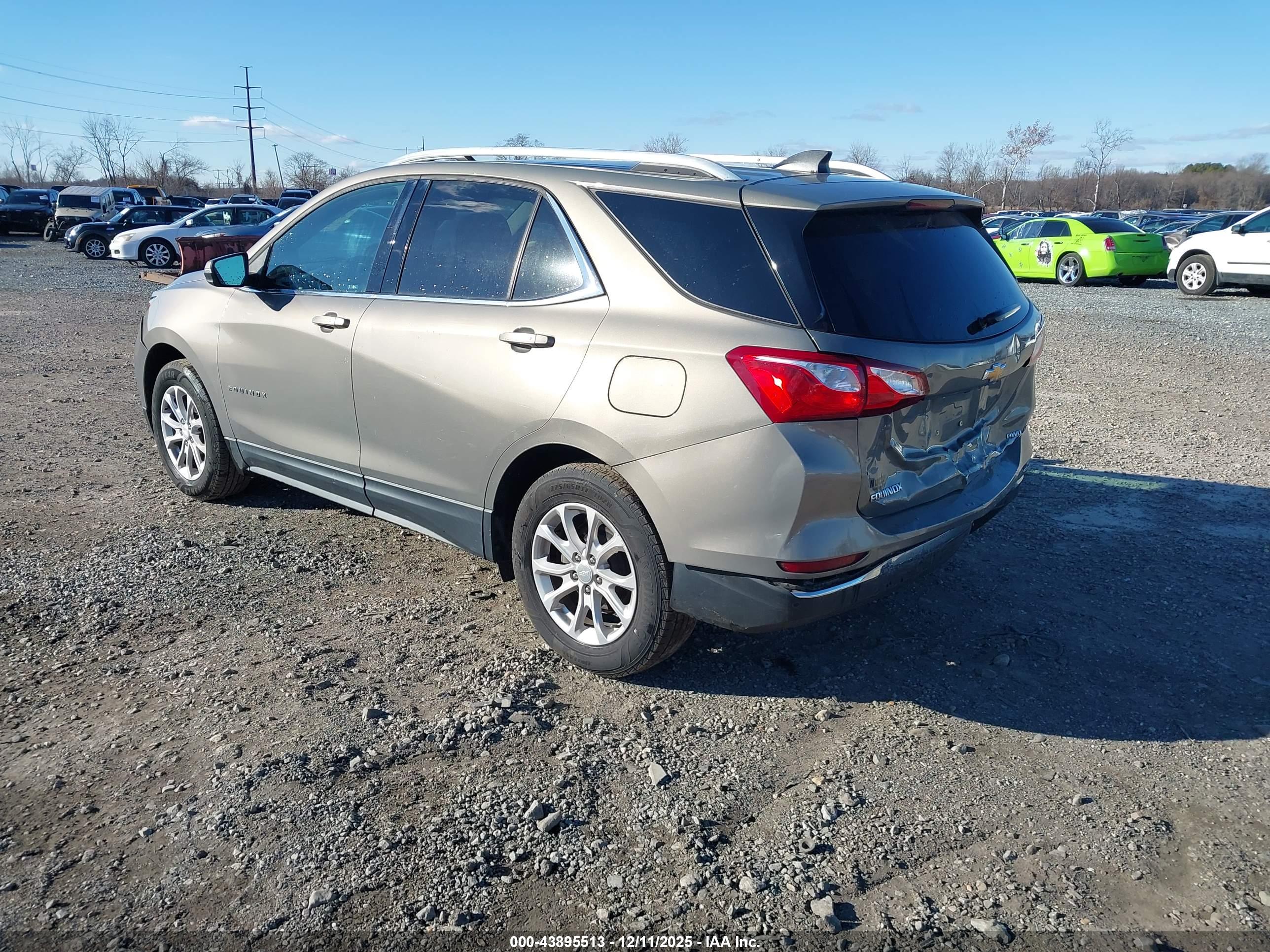 CHEVROLET EQUINOX image 3