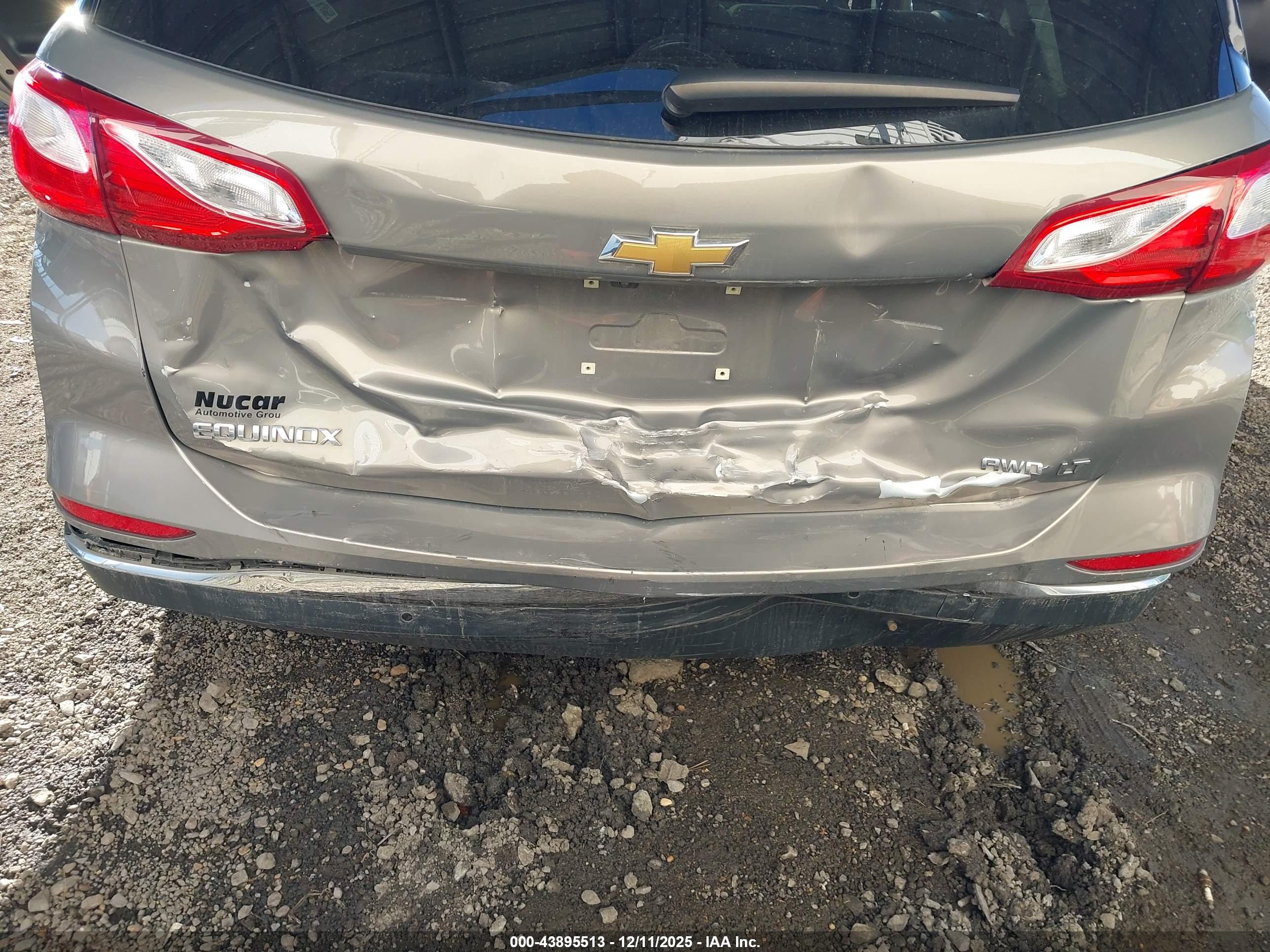 CHEVROLET EQUINOX image 6