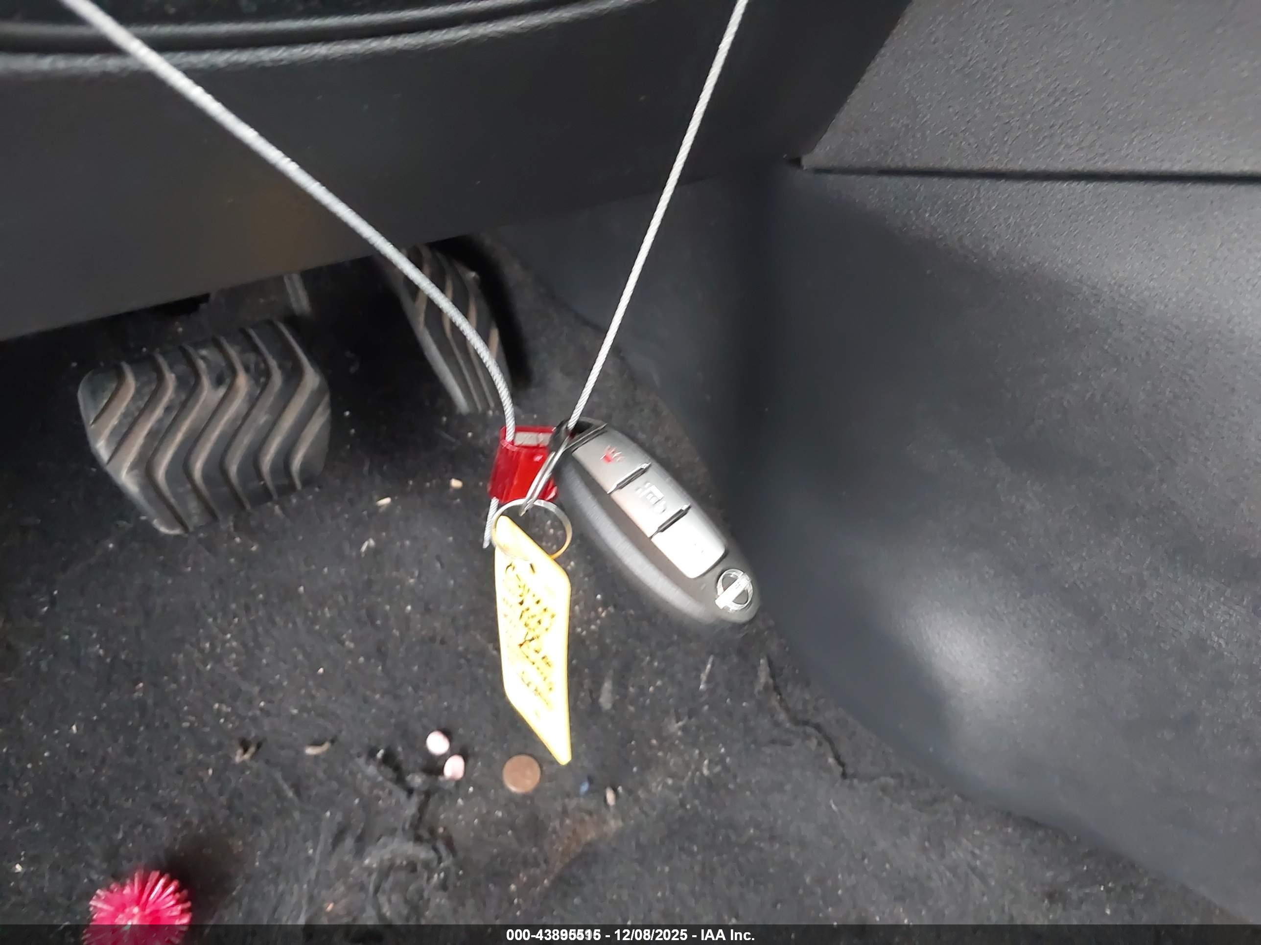 NISSAN KICKS image 11
