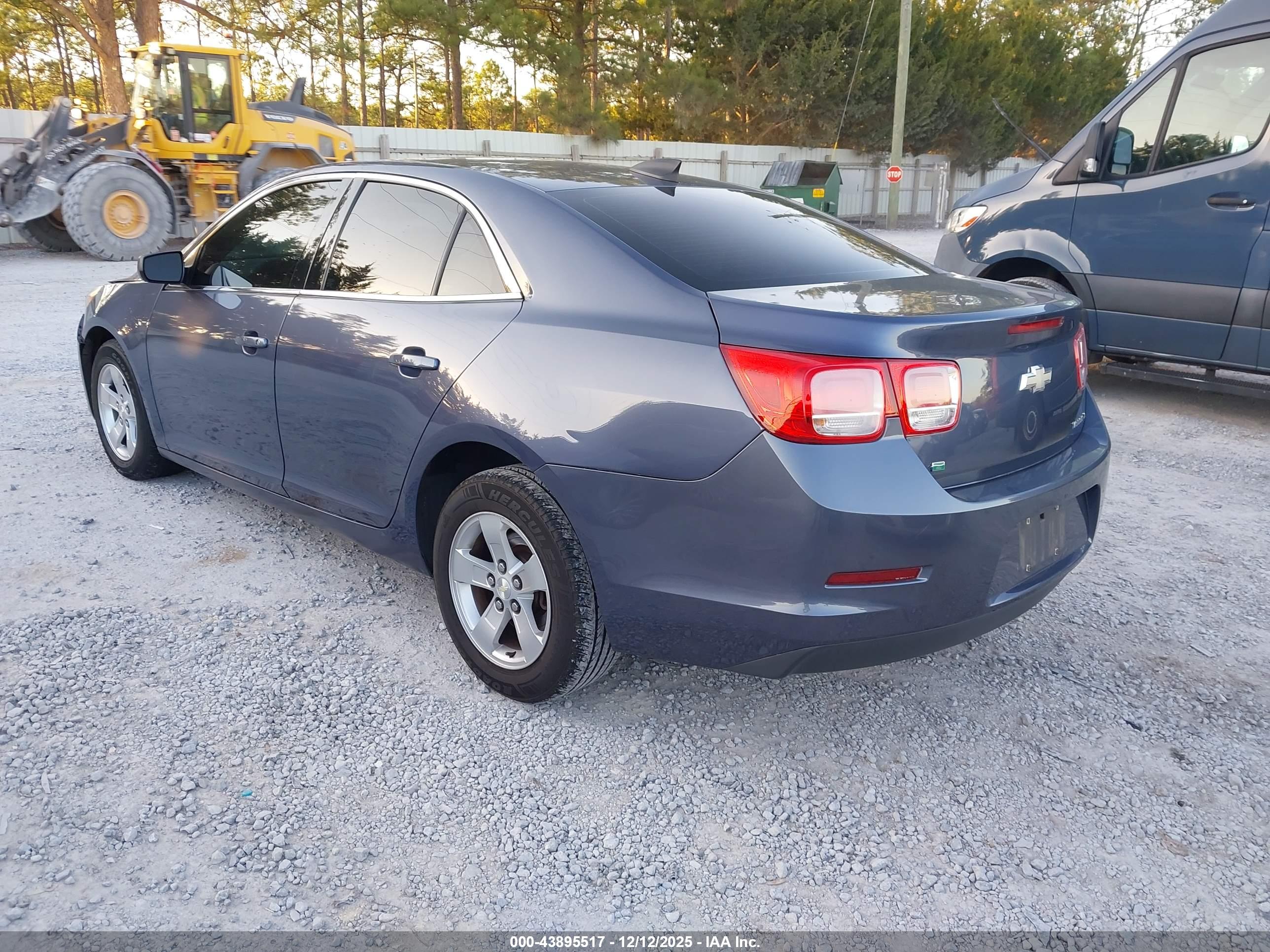 CHEVROLET MALIBU image 3