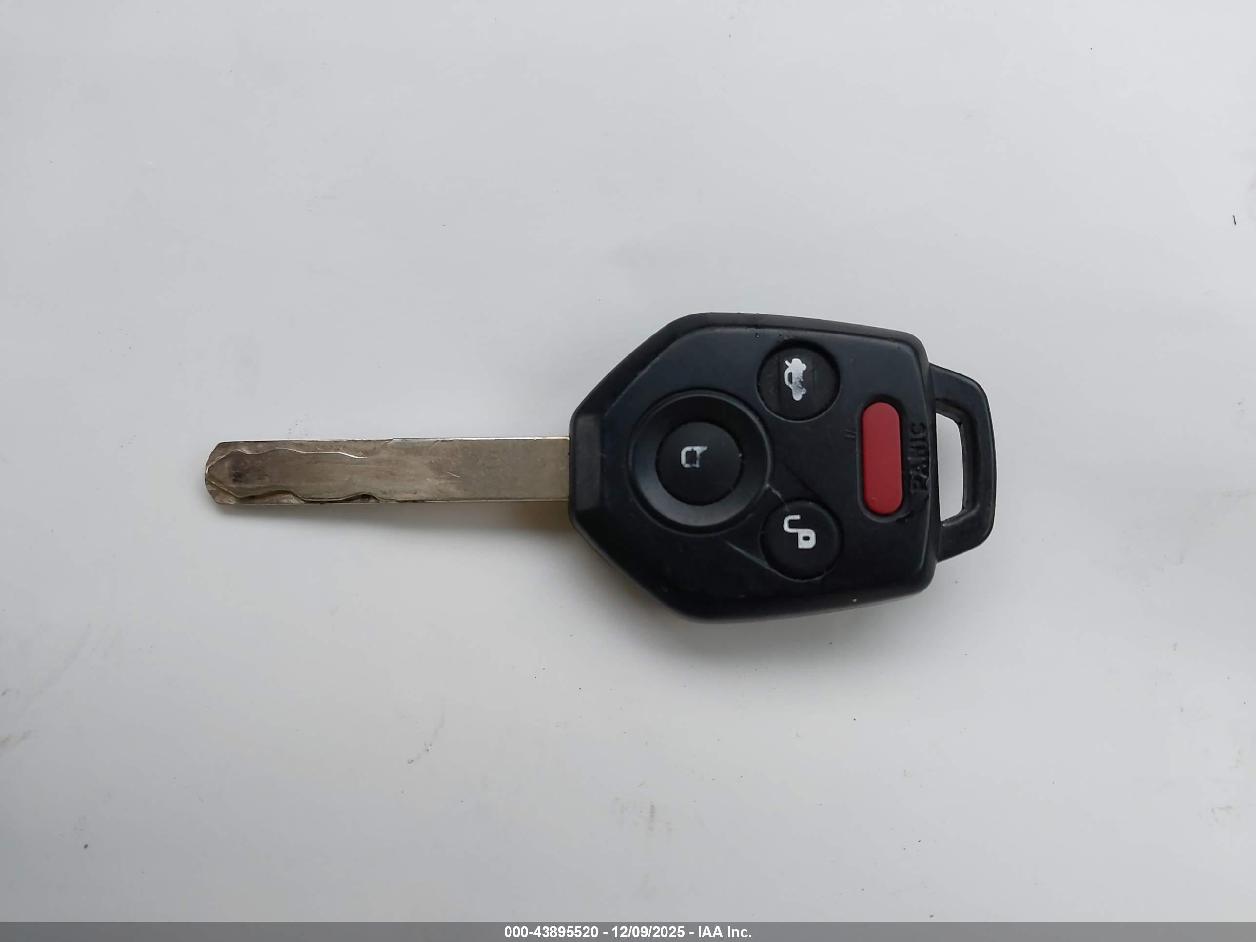 SUBARU OUTBACK image 11