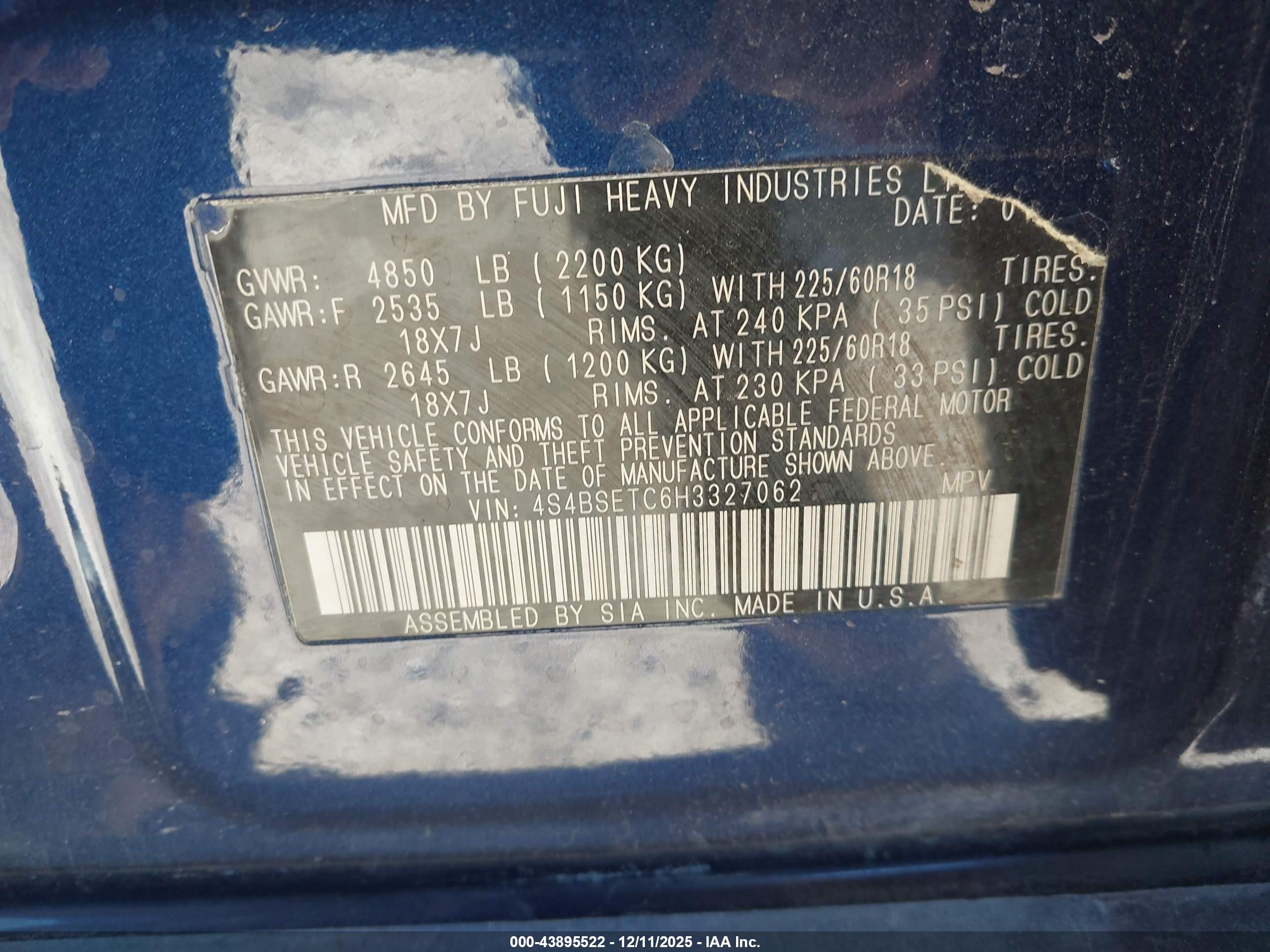 SUBARU OUTBACK image 9