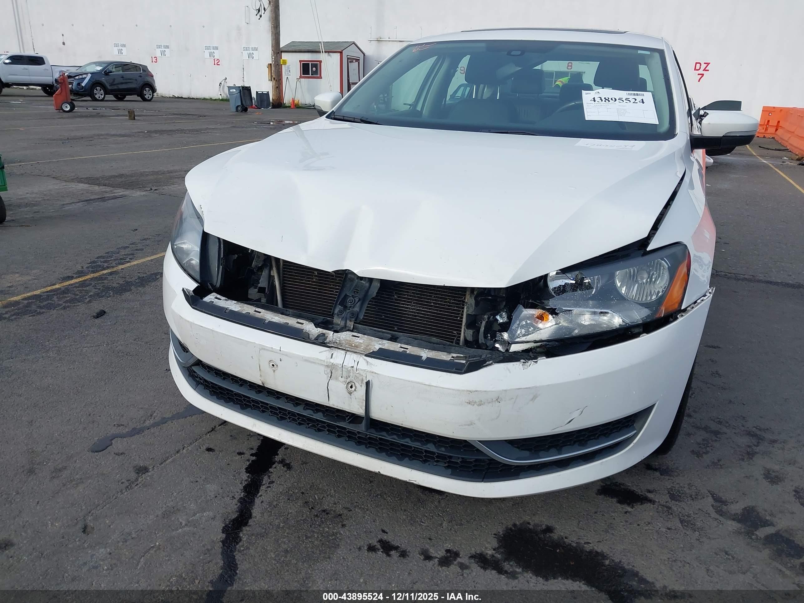 VOLKSWAGEN PASSAT image 6