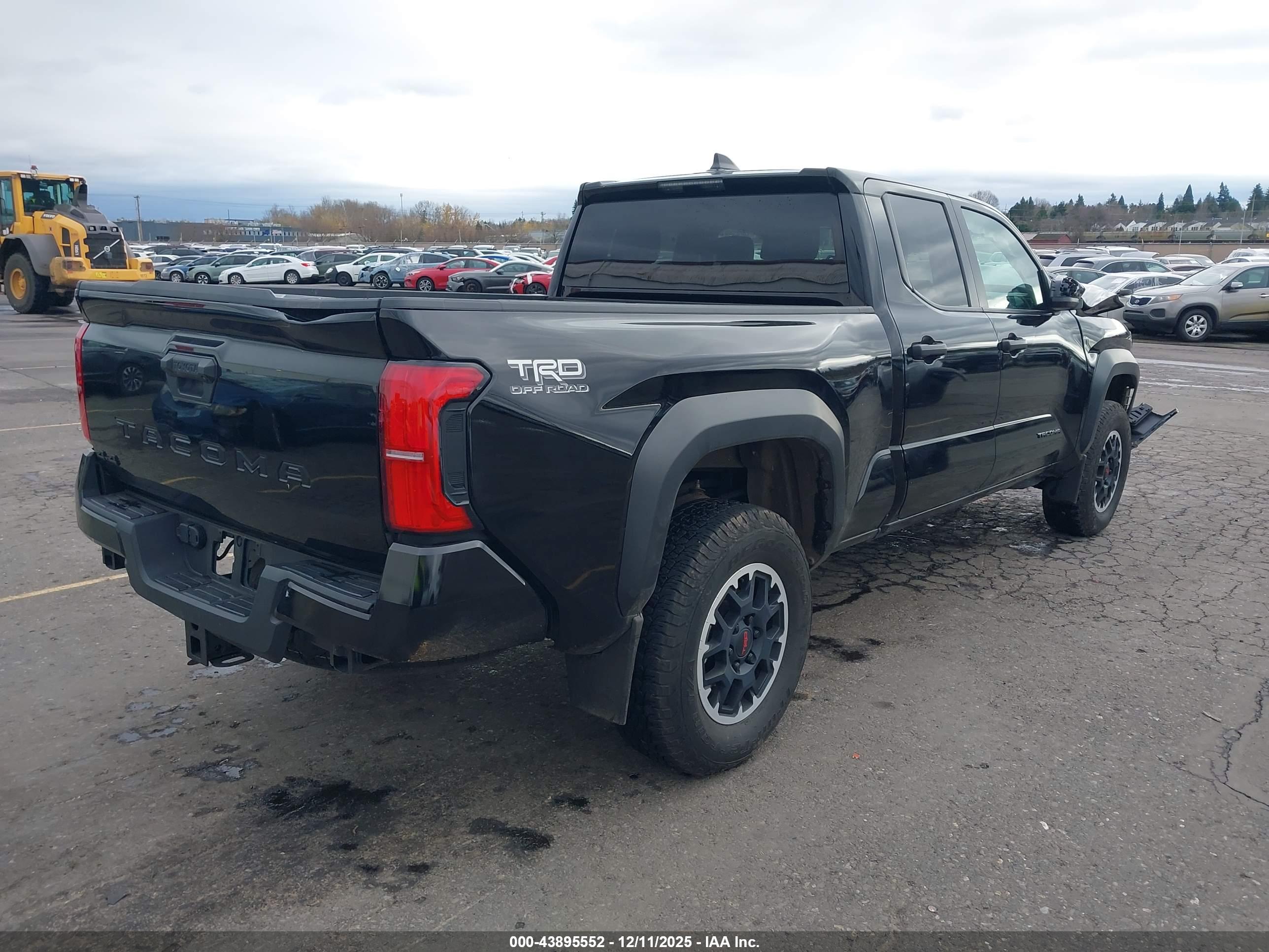 TOYOTA TACOMA image 4