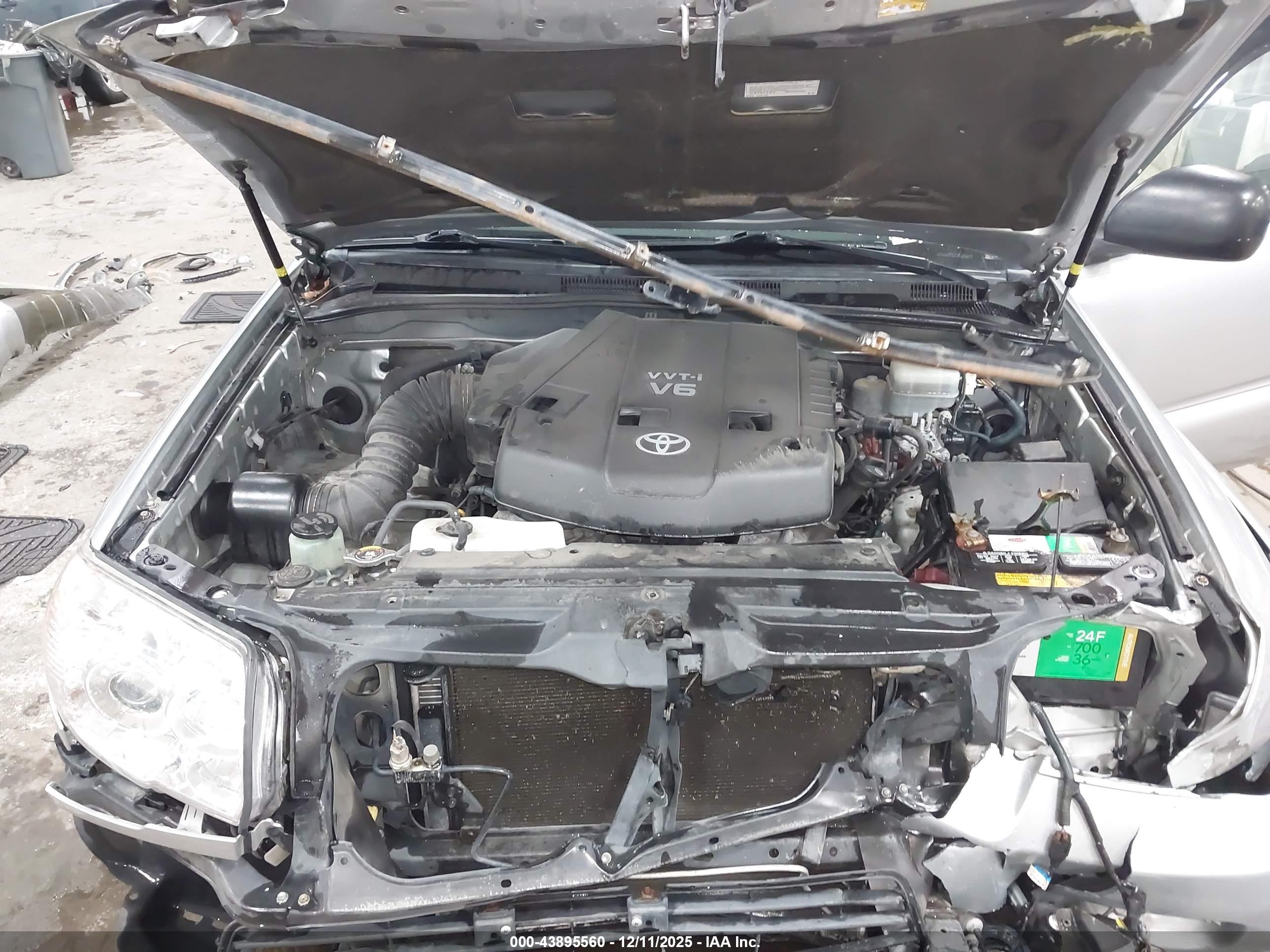 TOYOTA 4RUNNER image 10