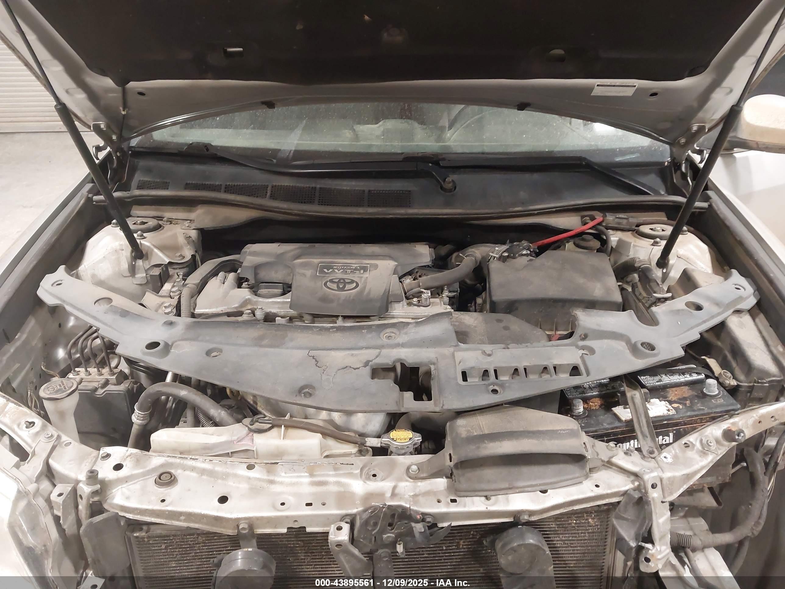 TOYOTA CAMRY image 10