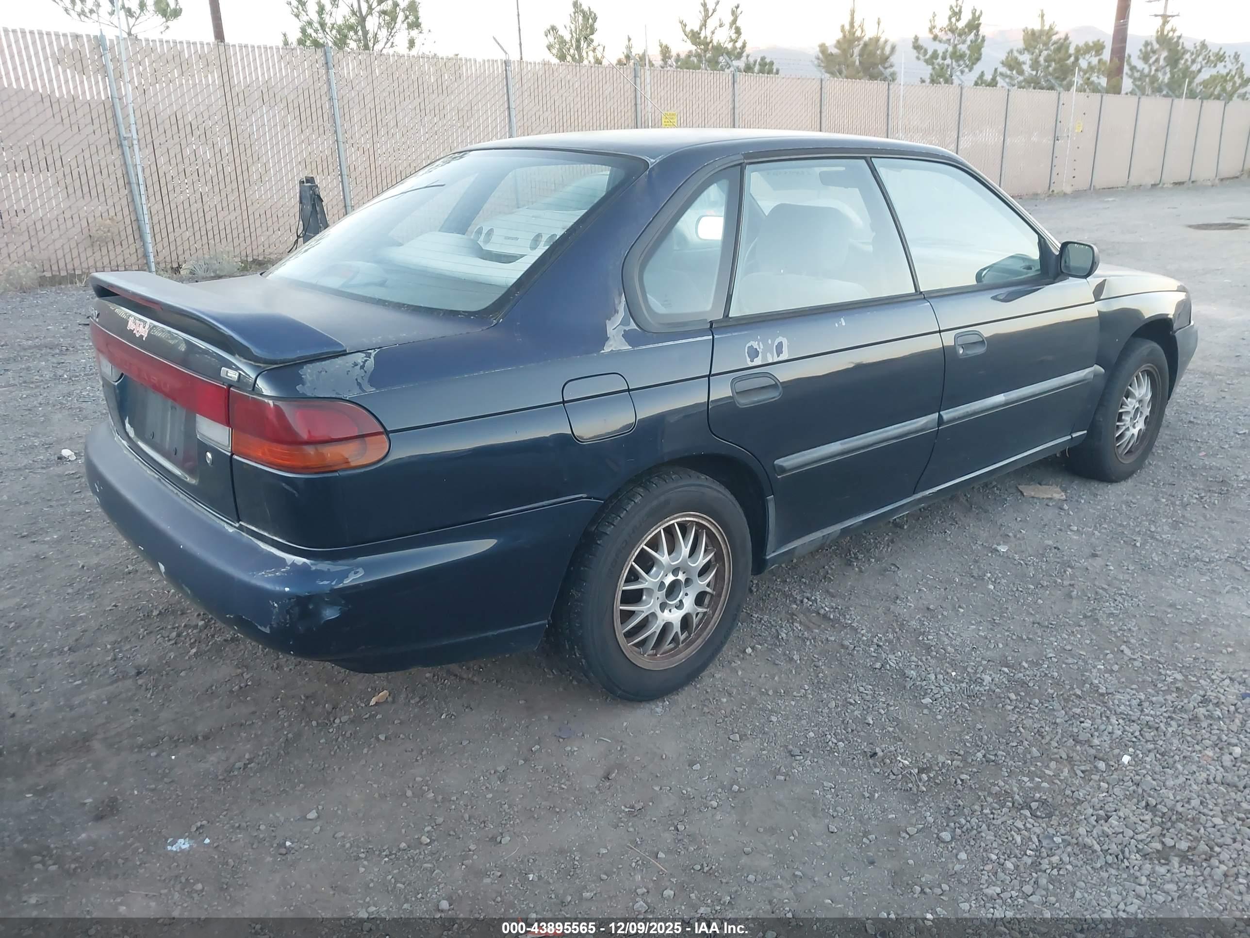 SUBARU LEGACY image 4