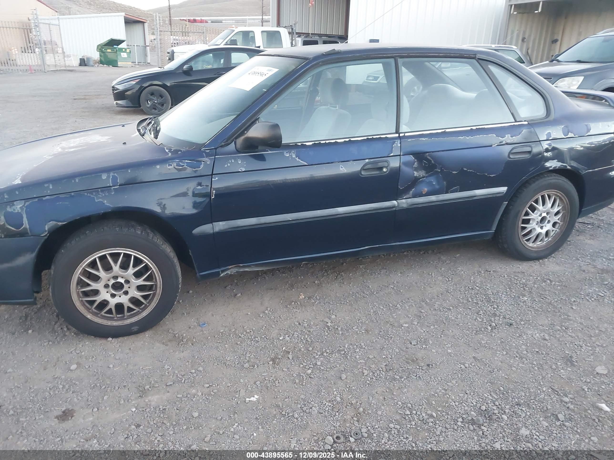 SUBARU LEGACY image 6