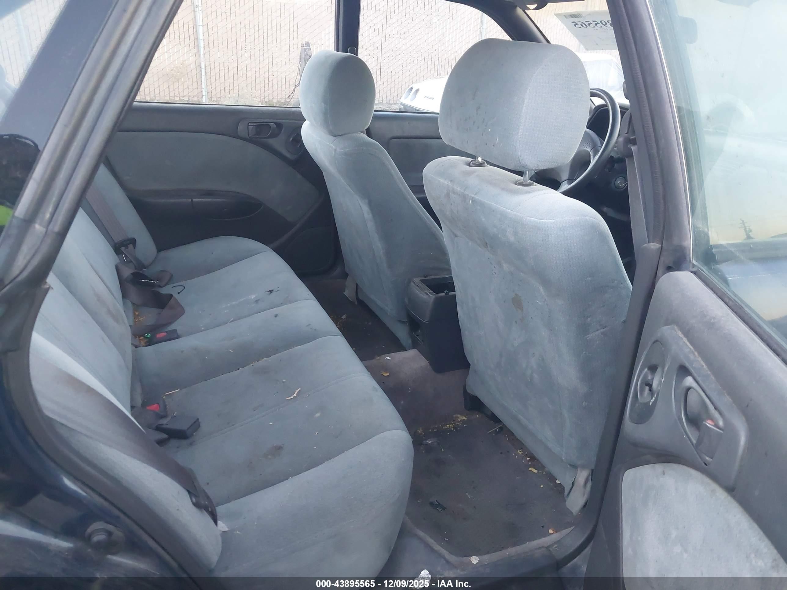 SUBARU LEGACY image 8
