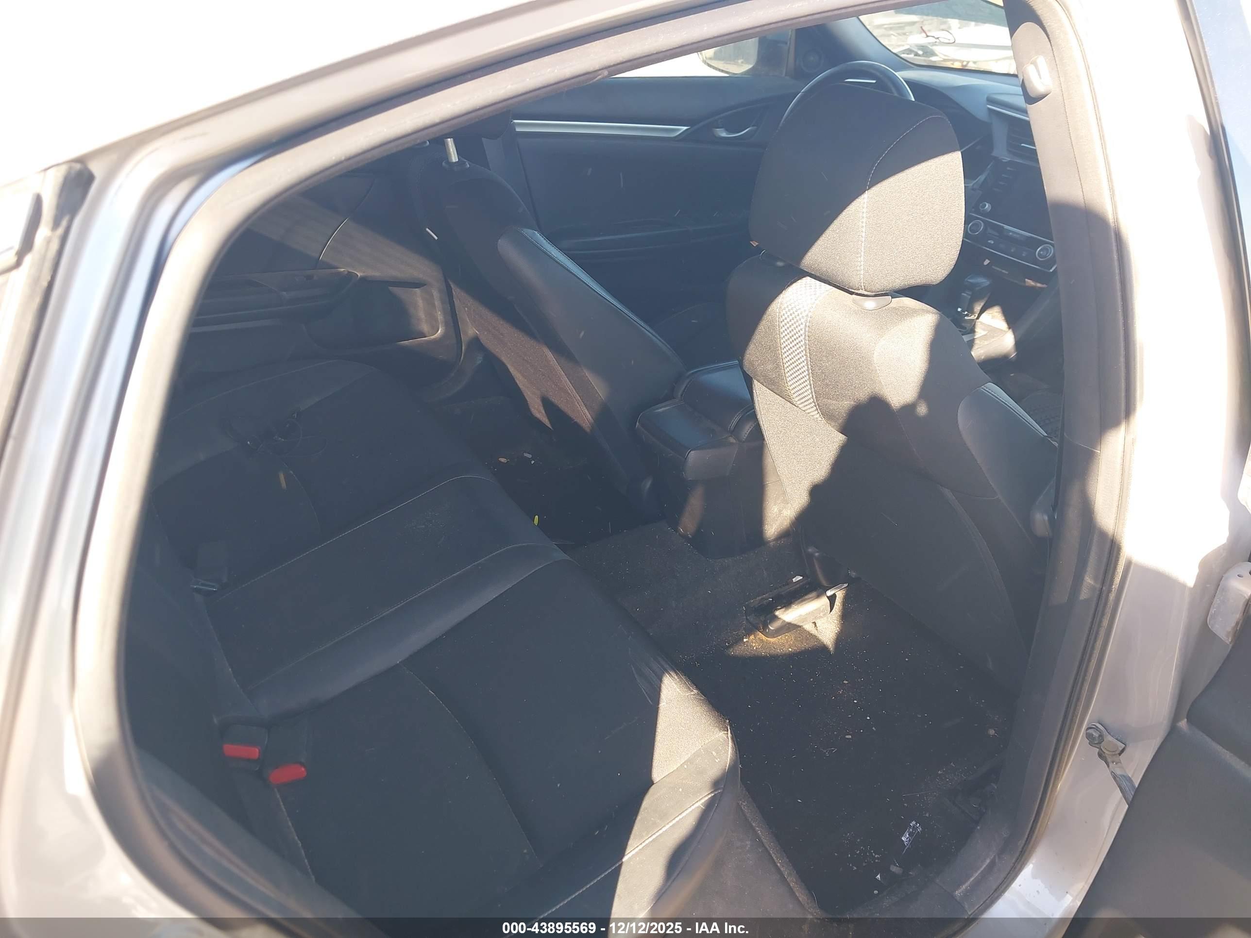 HONDA CIVIC image 8