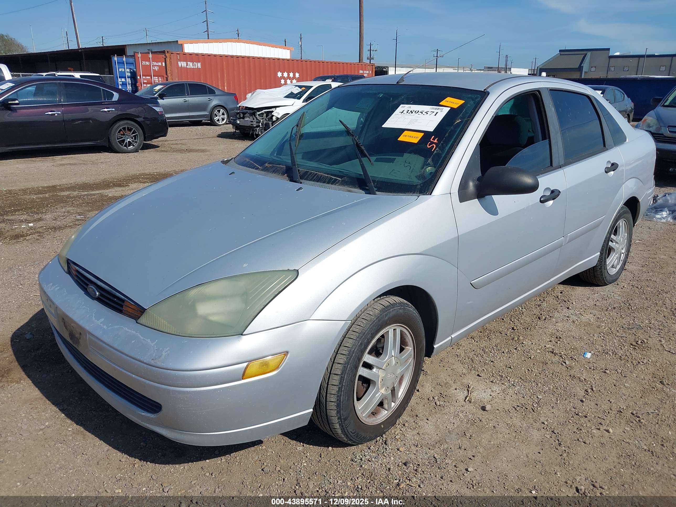 FORD FOCUS image 2