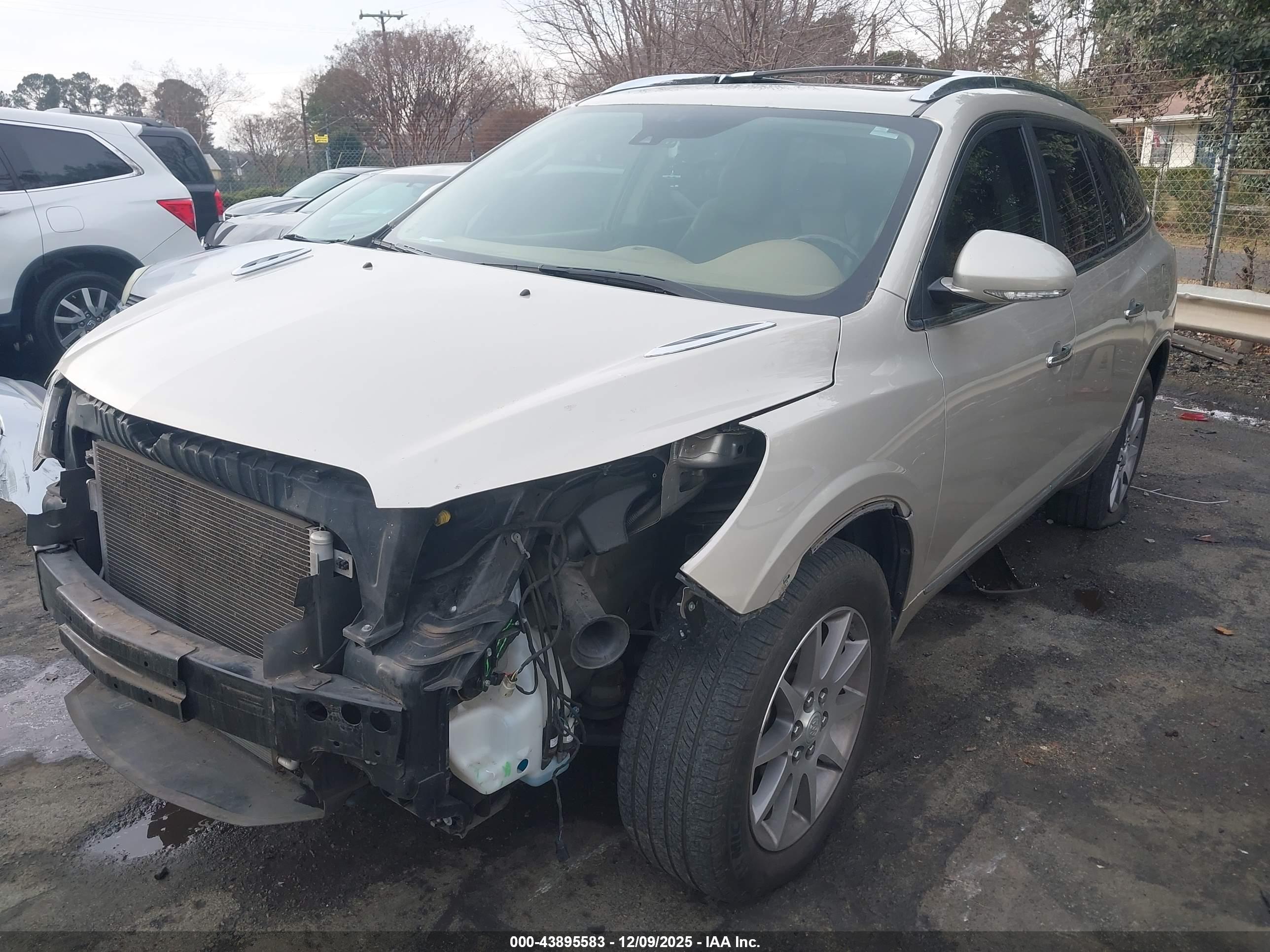 BUICK ENCLAVE image 2