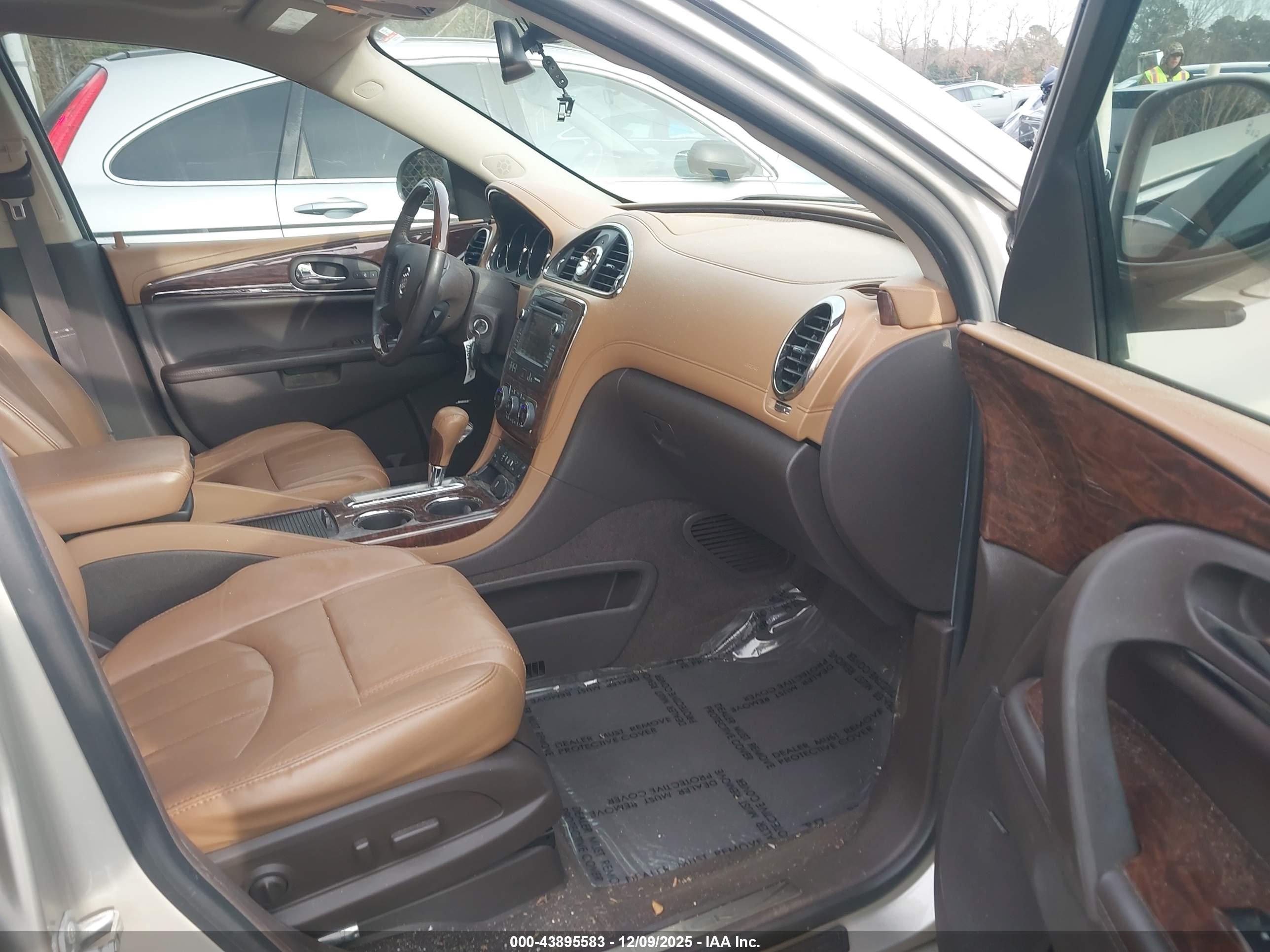 BUICK ENCLAVE image 5