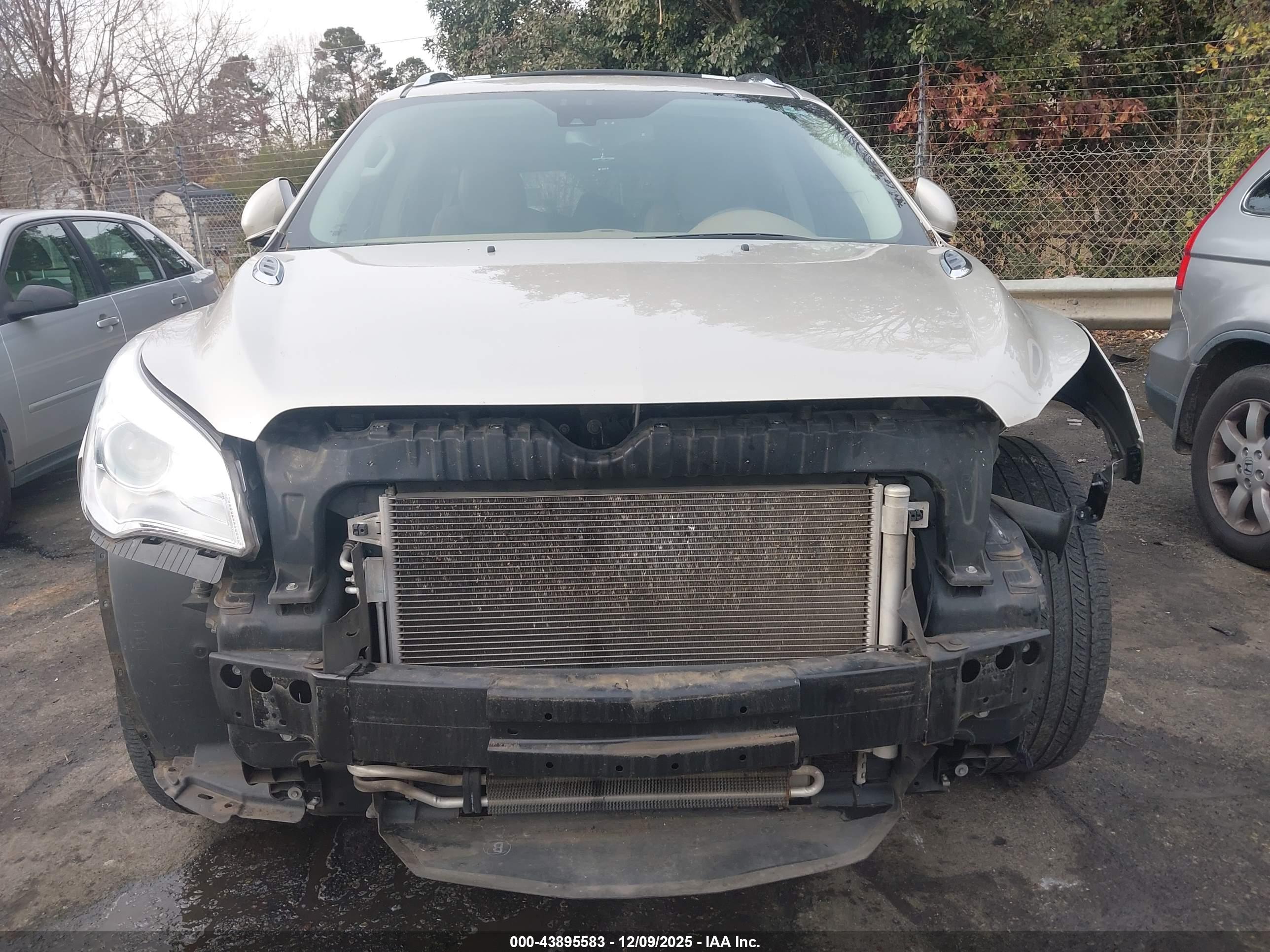 BUICK ENCLAVE image 6