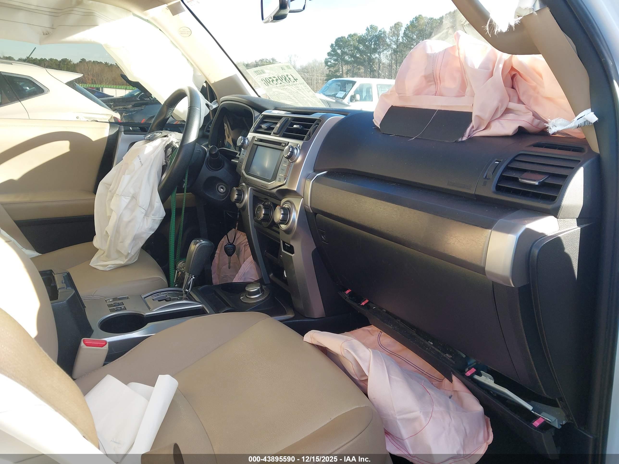 TOYOTA 4RUNNER image 5