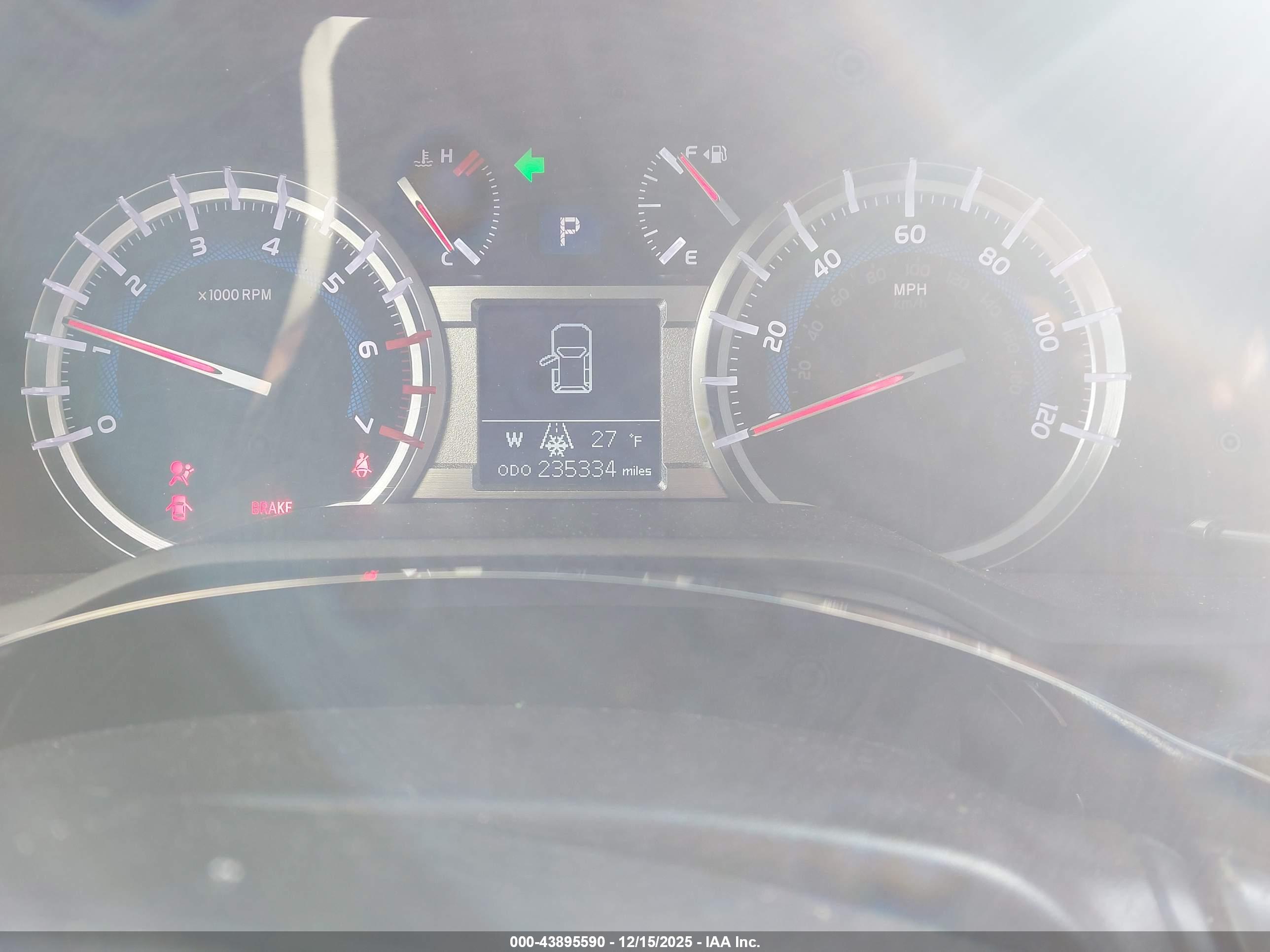 TOYOTA 4RUNNER image 7