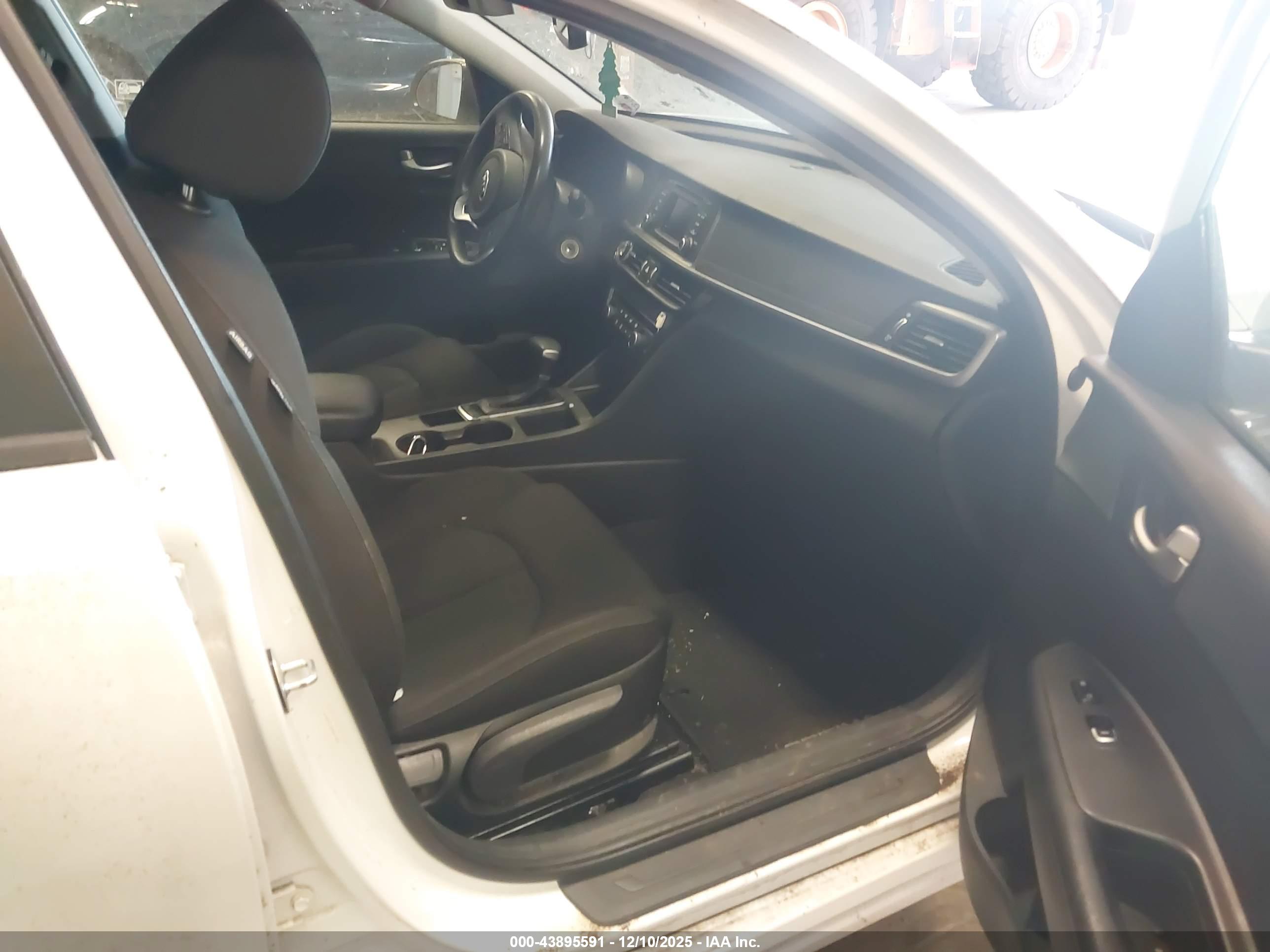 KIA OPTIMA image 5