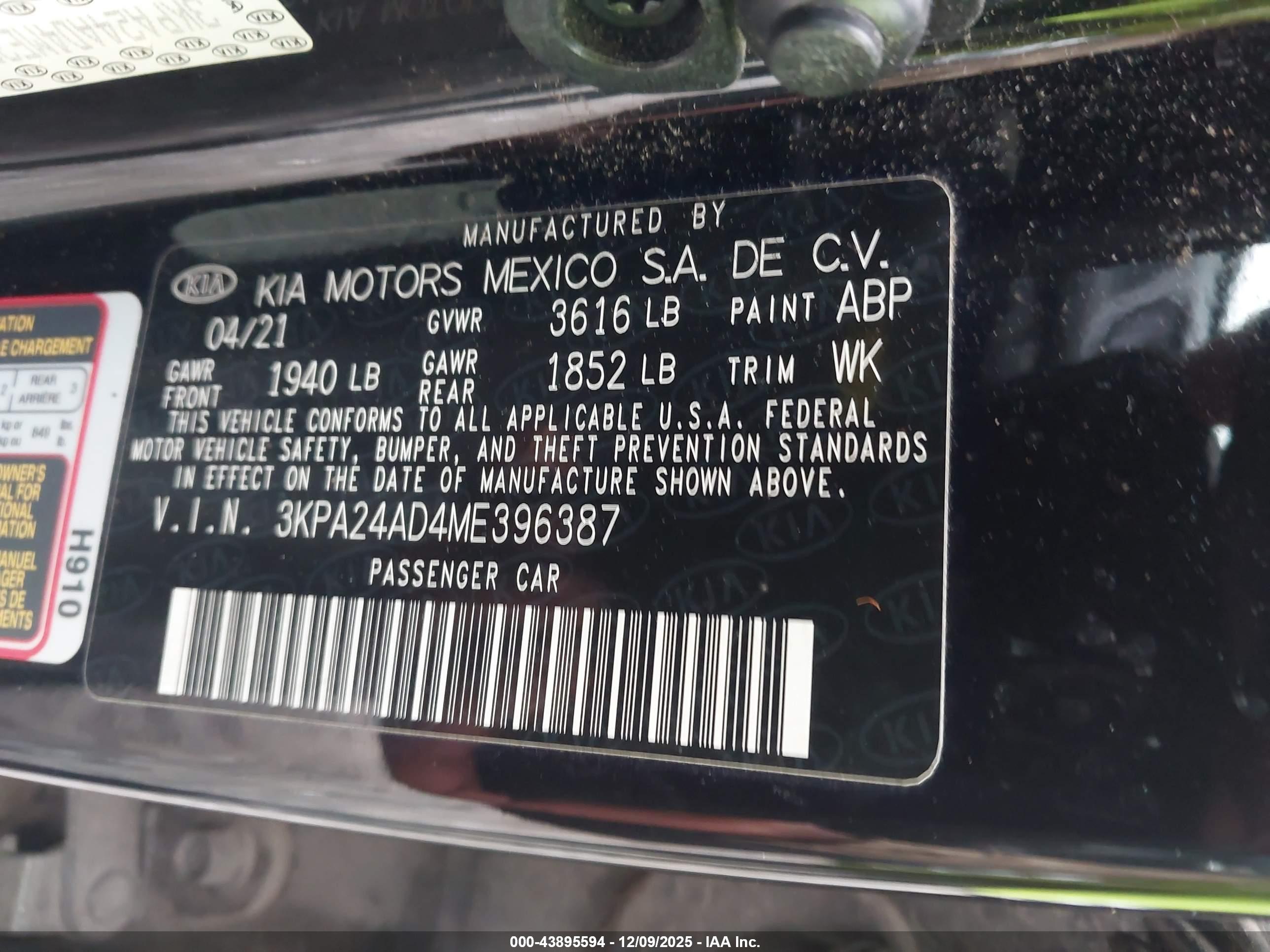 KIA RIO image 9