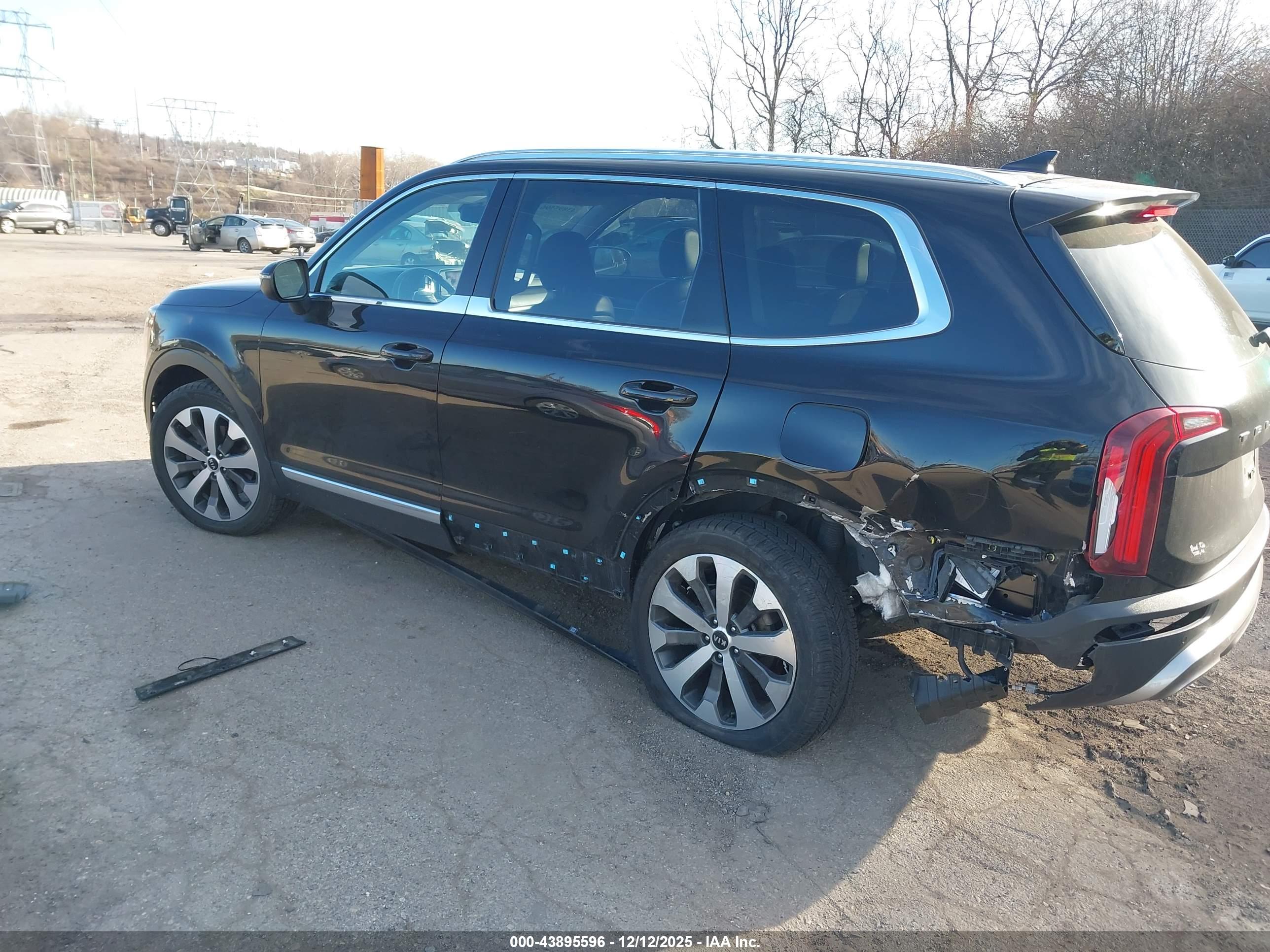 KIA TELLURIDE image 3