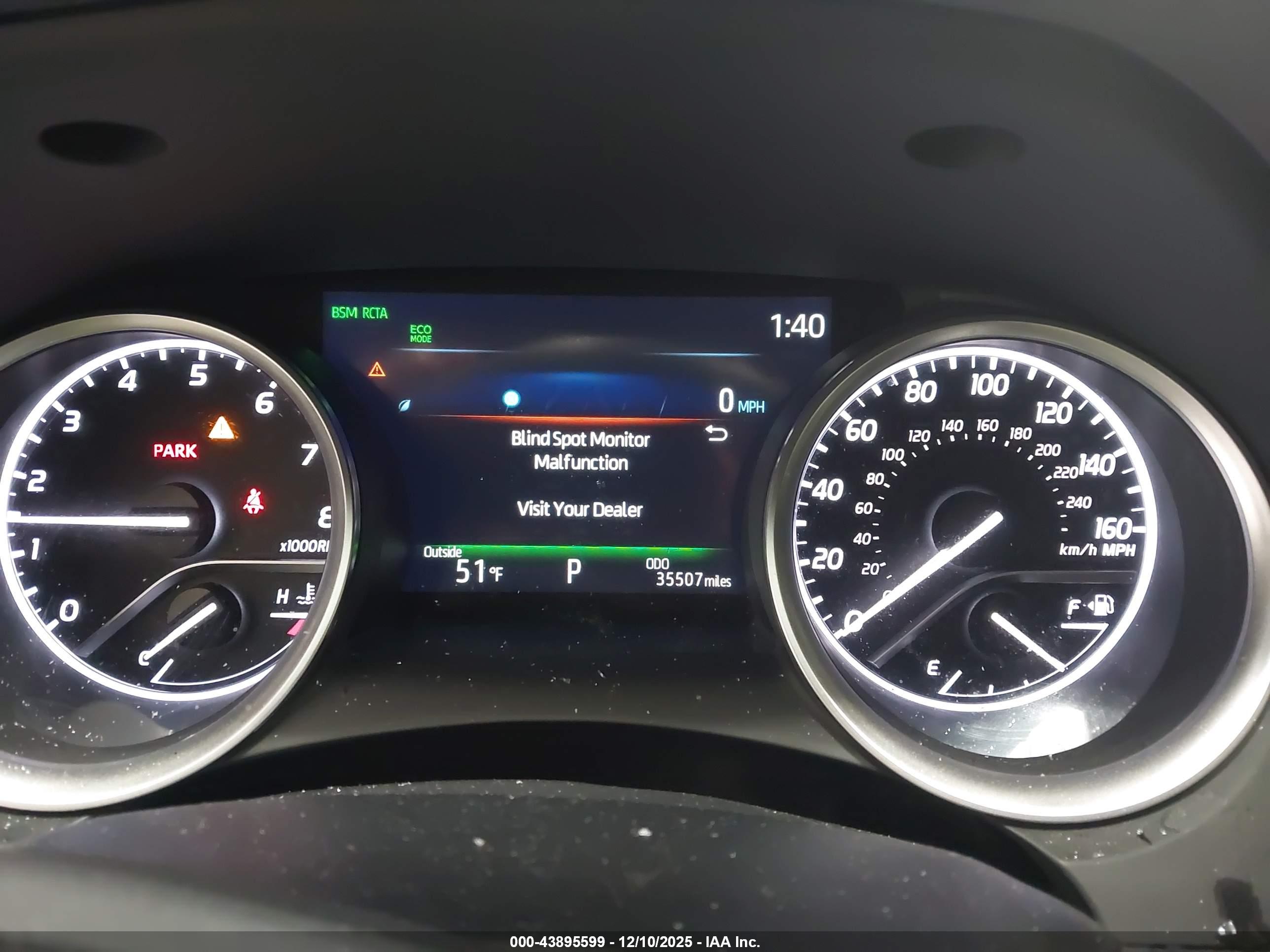 TOYOTA CAMRY image 7