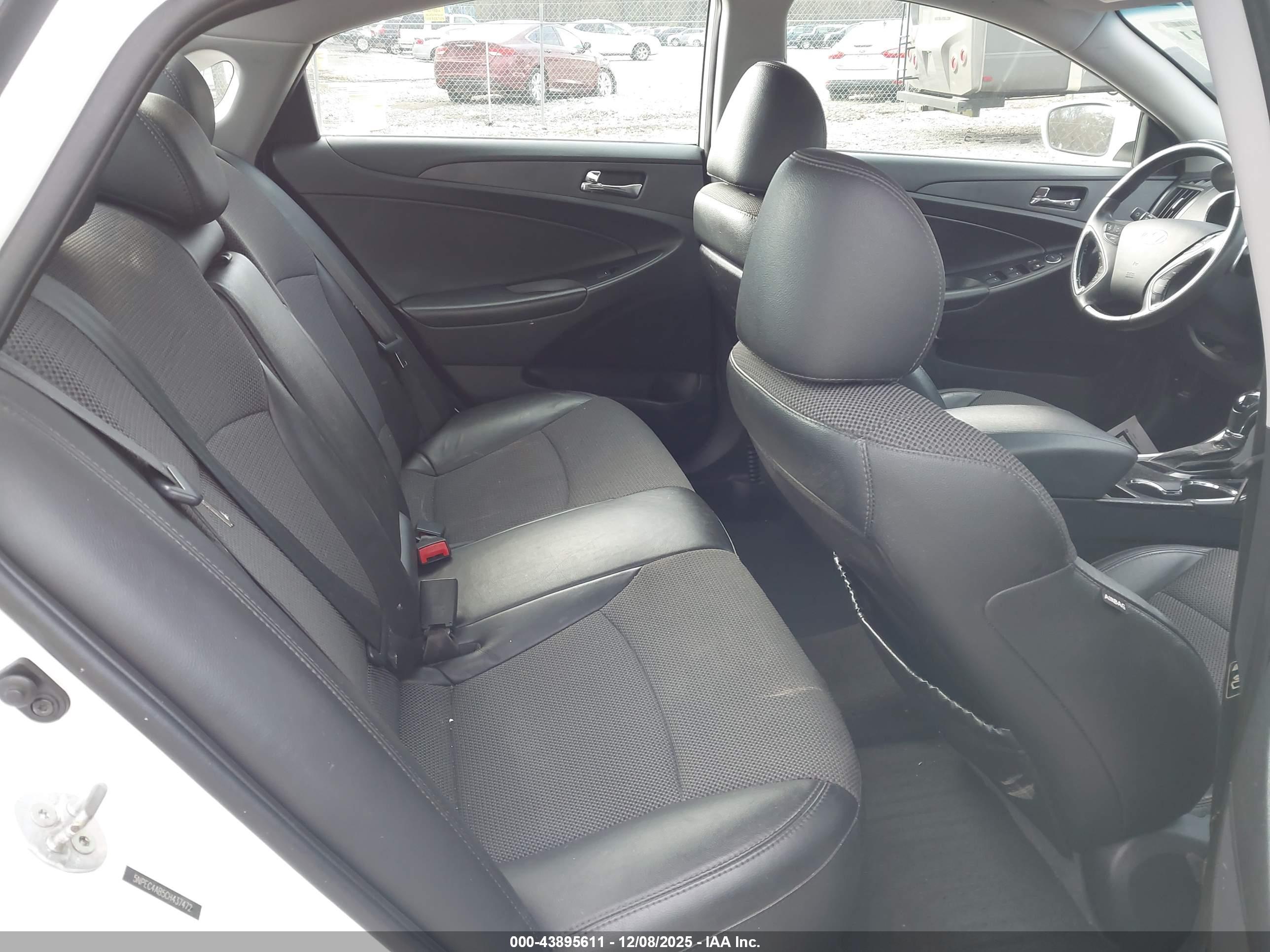 HYUNDAI SONATA image 8