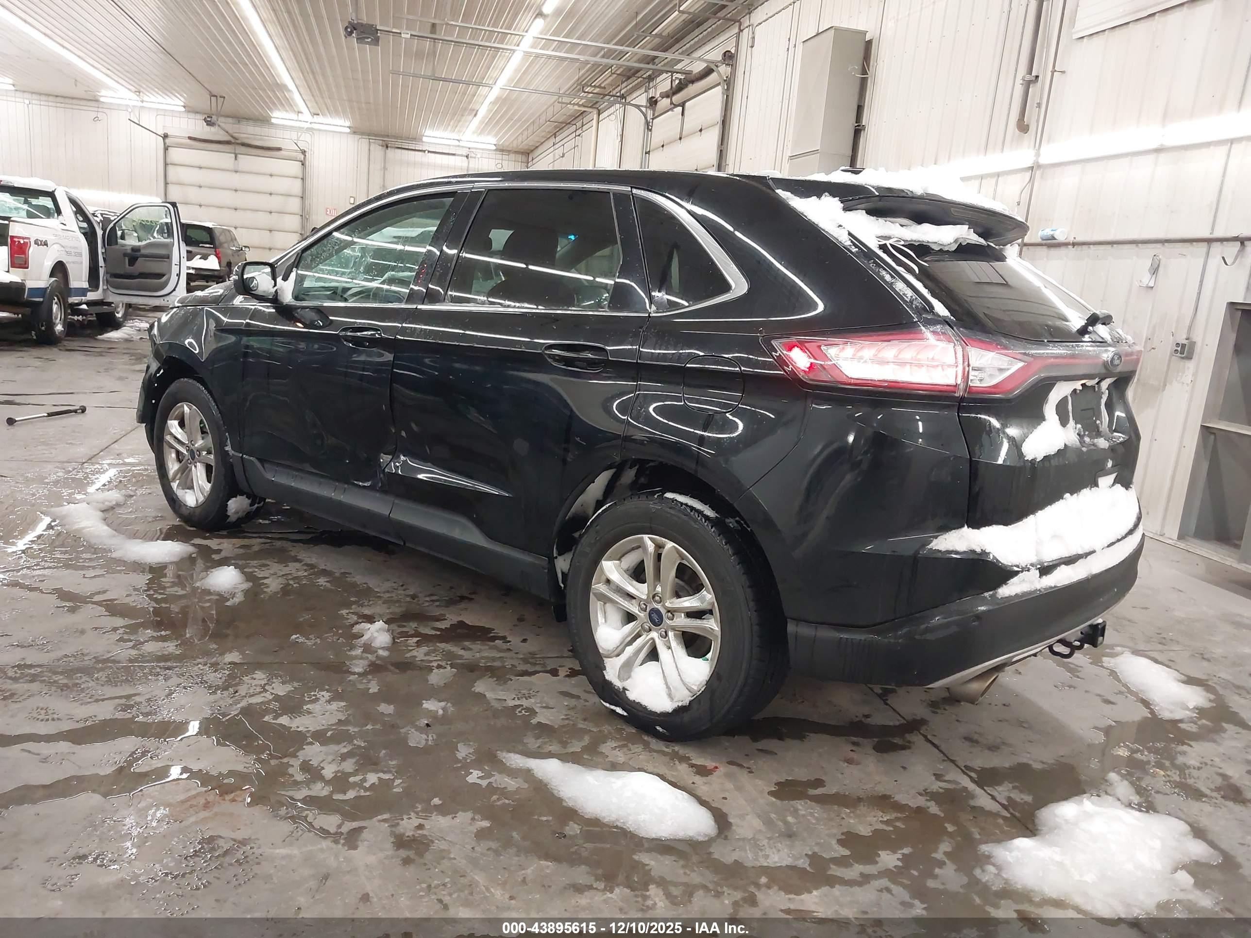 FORD EDGE image 3