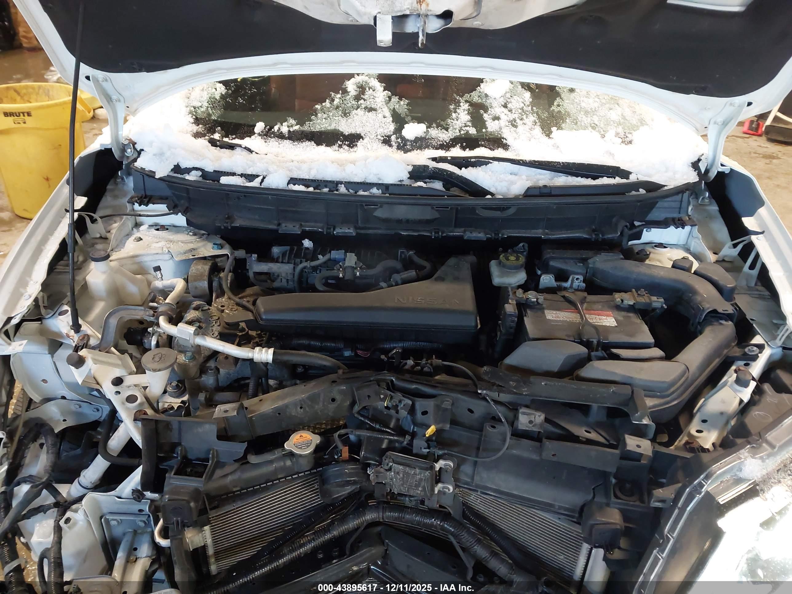 NISSAN ROGUE image 10