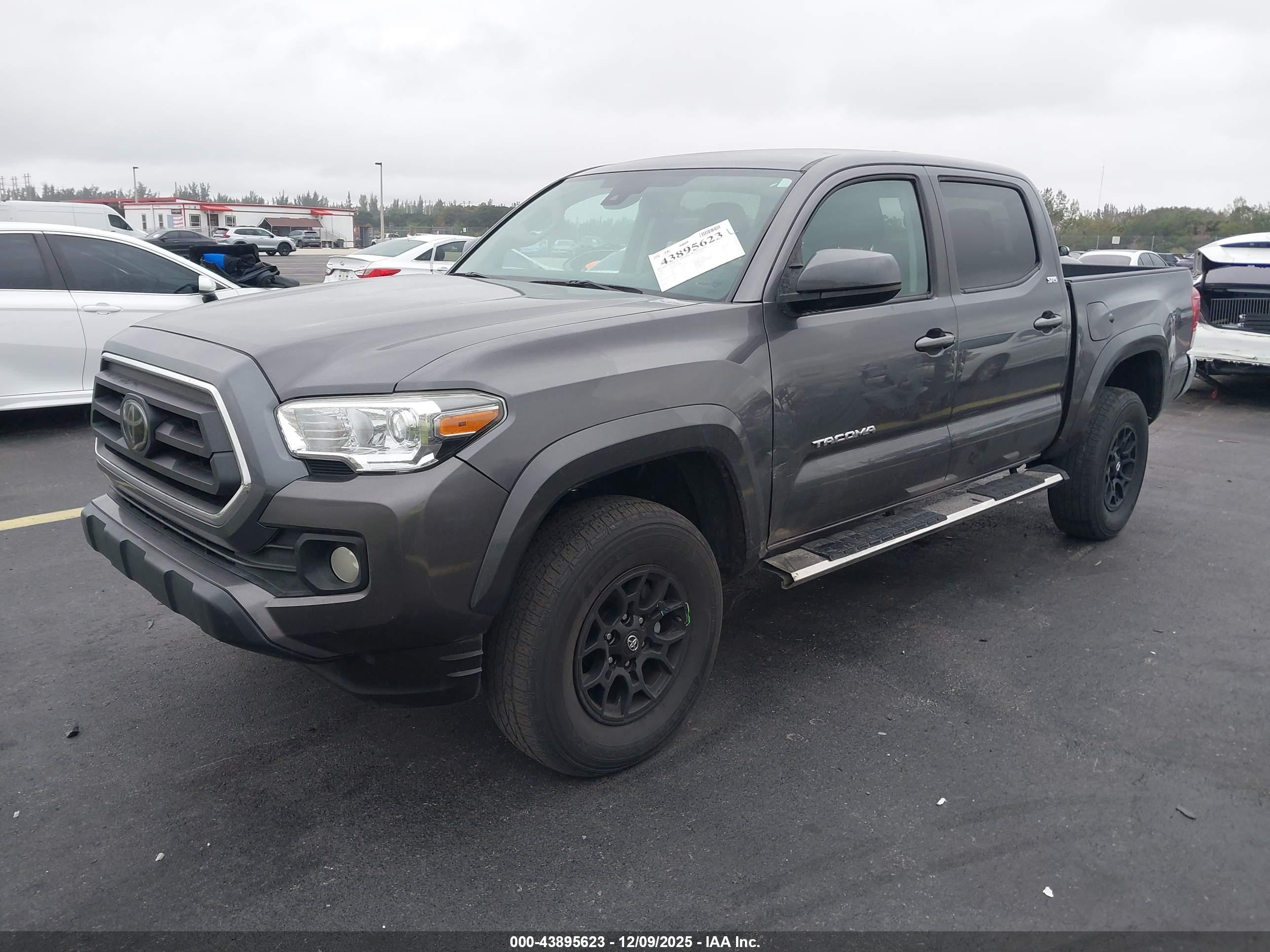 TOYOTA TACOMA image 2