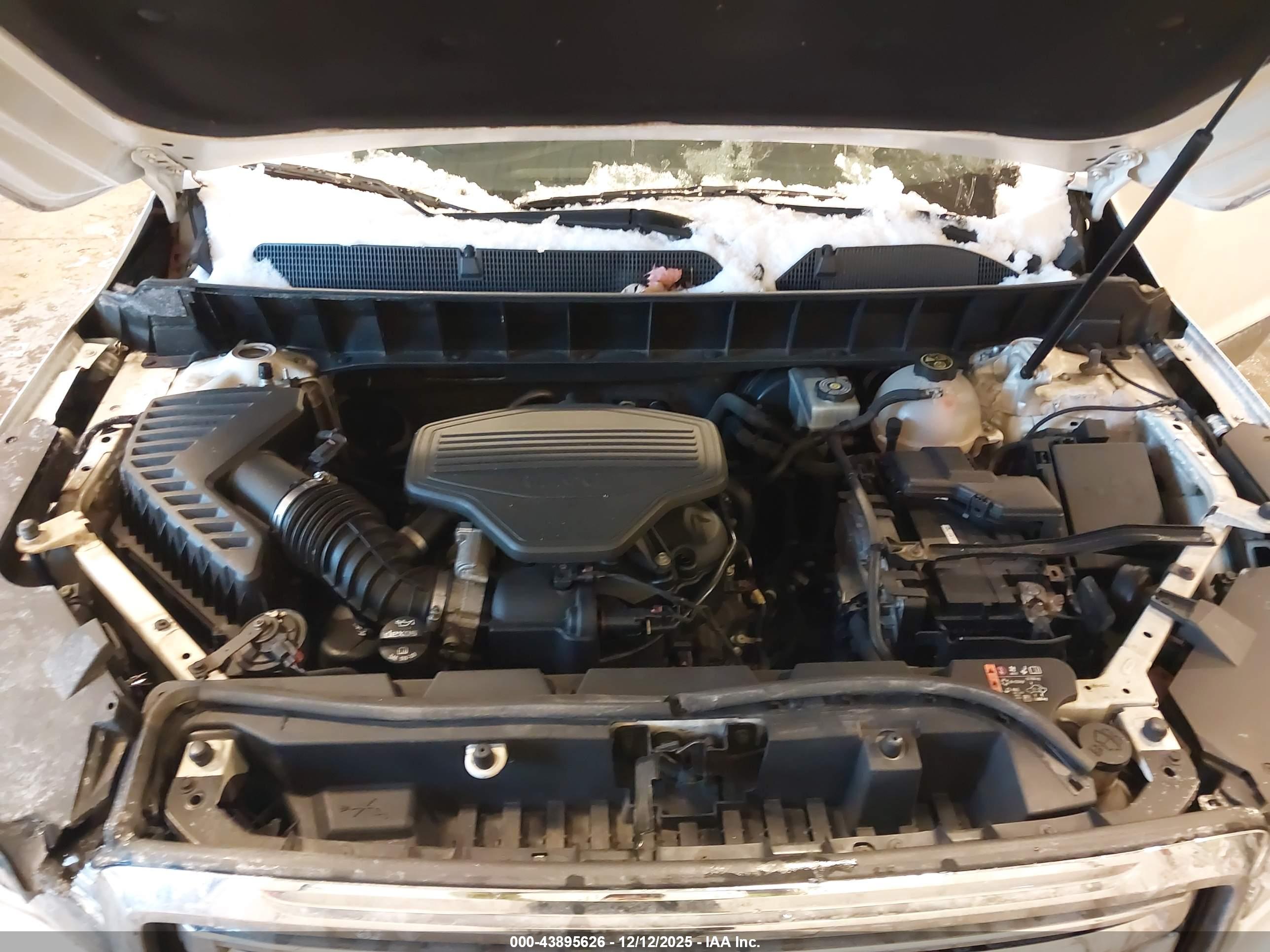 GMC ACADIA image 10