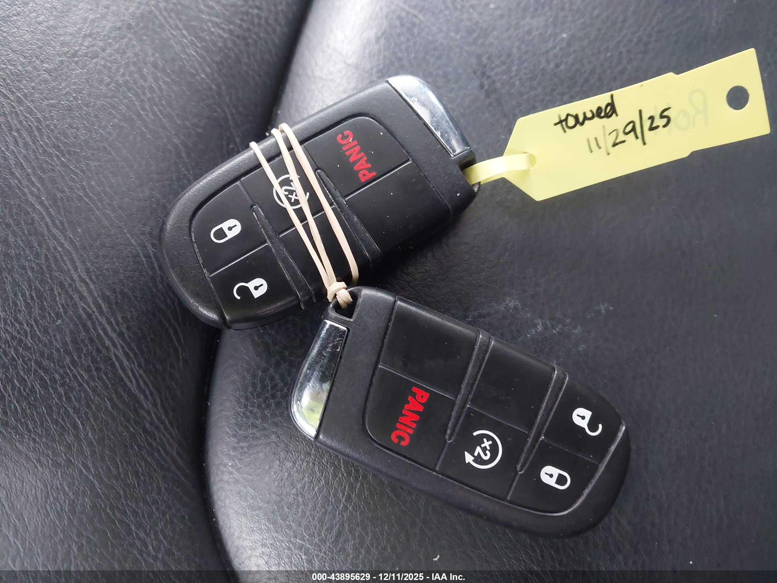 JEEP RENEGADE image 11