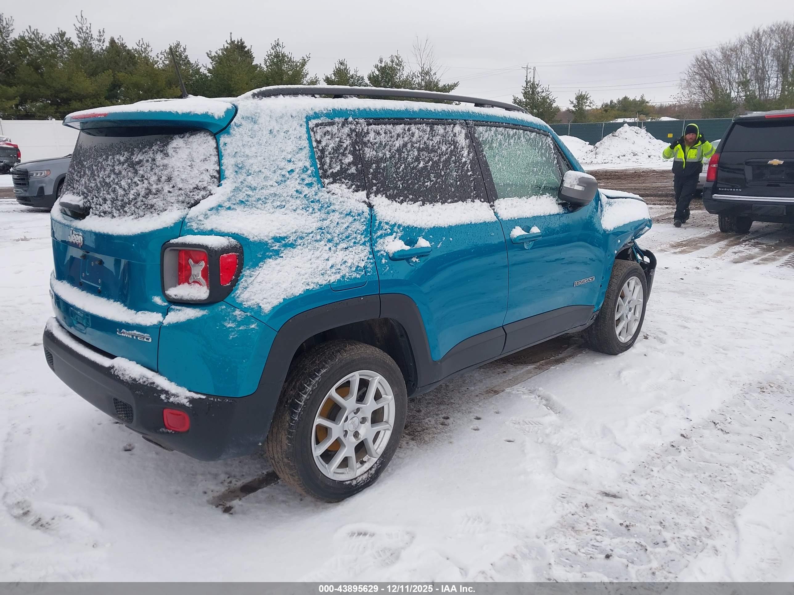 JEEP RENEGADE image 4