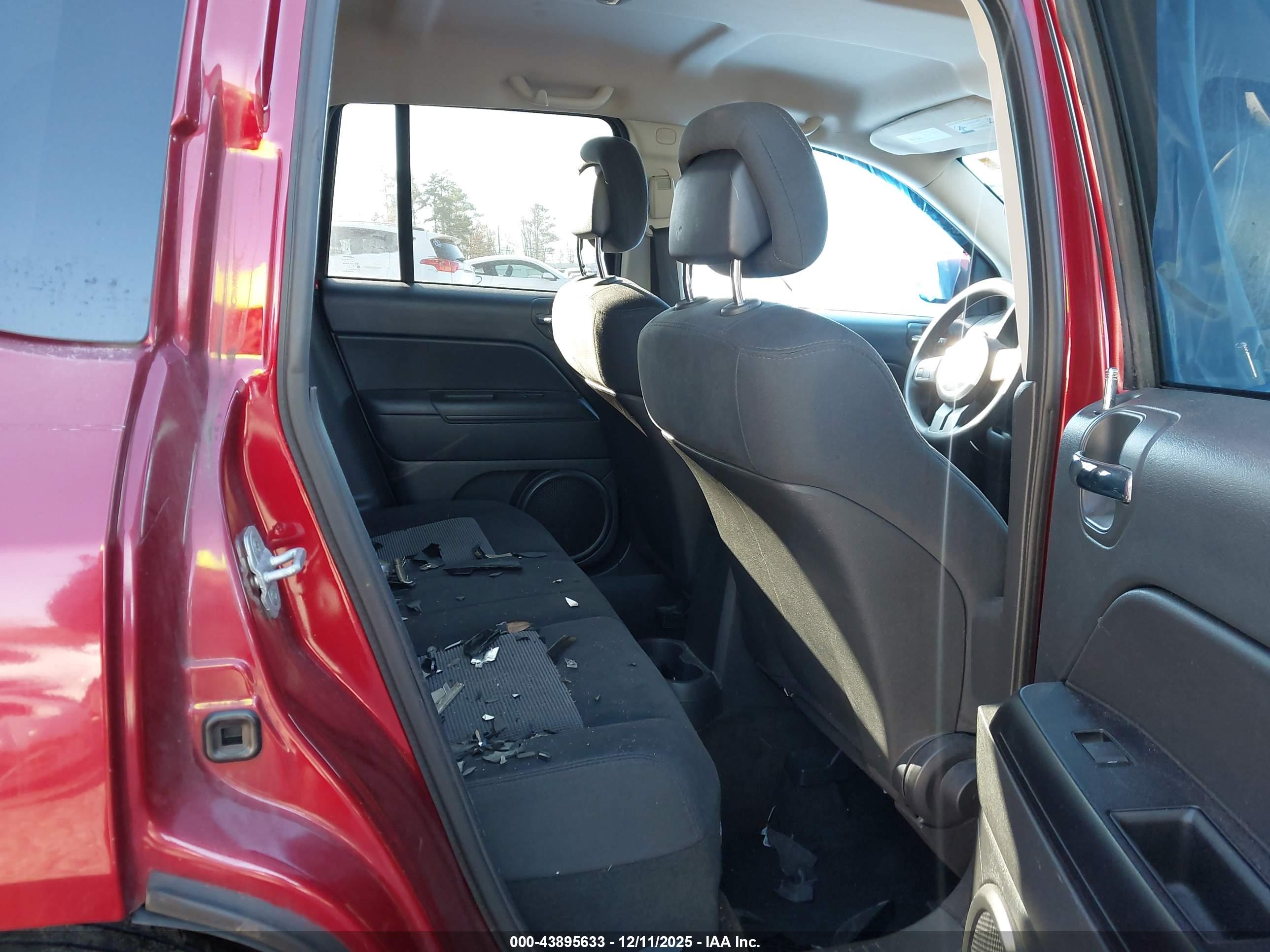 JEEP COMPASS image 8