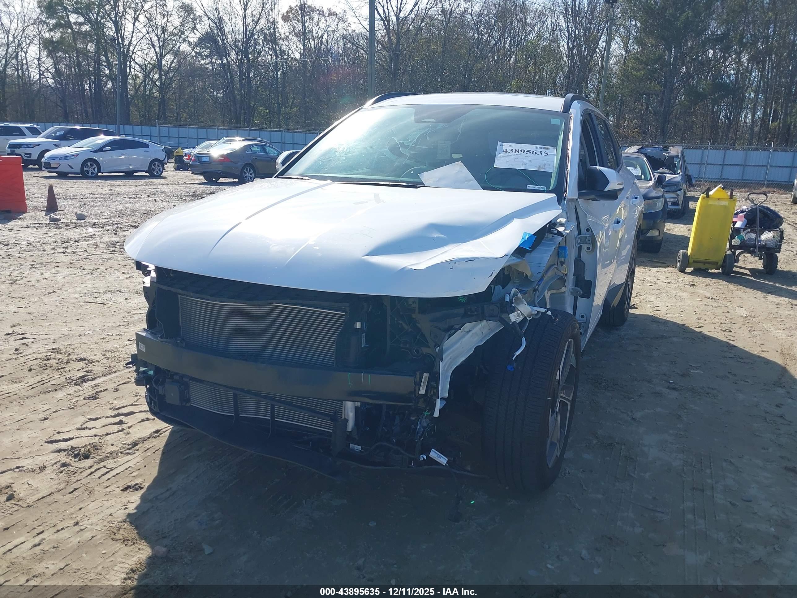 HYUNDAI TUCSON image 6