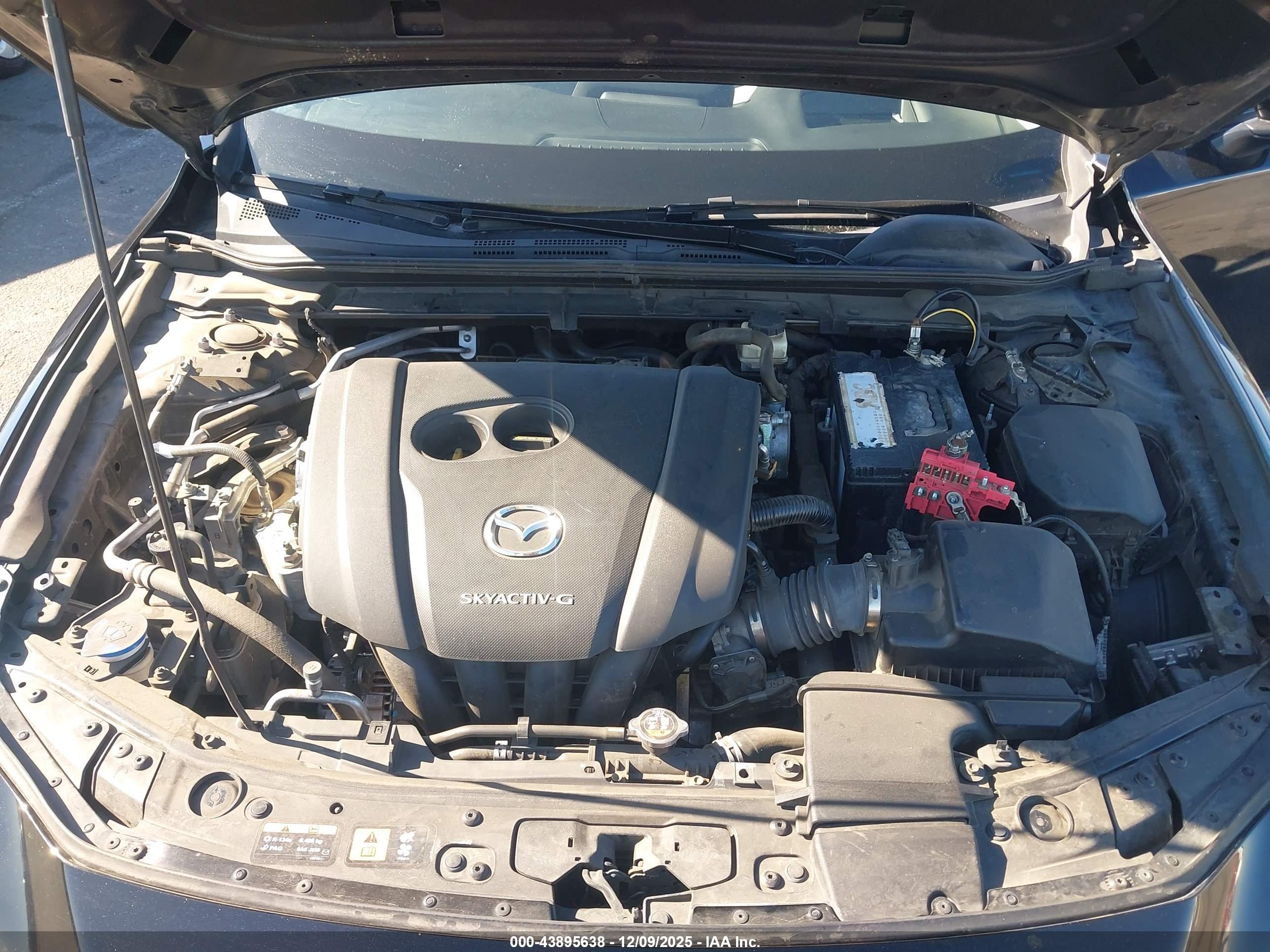 MAZDA MAZDA3 image 10