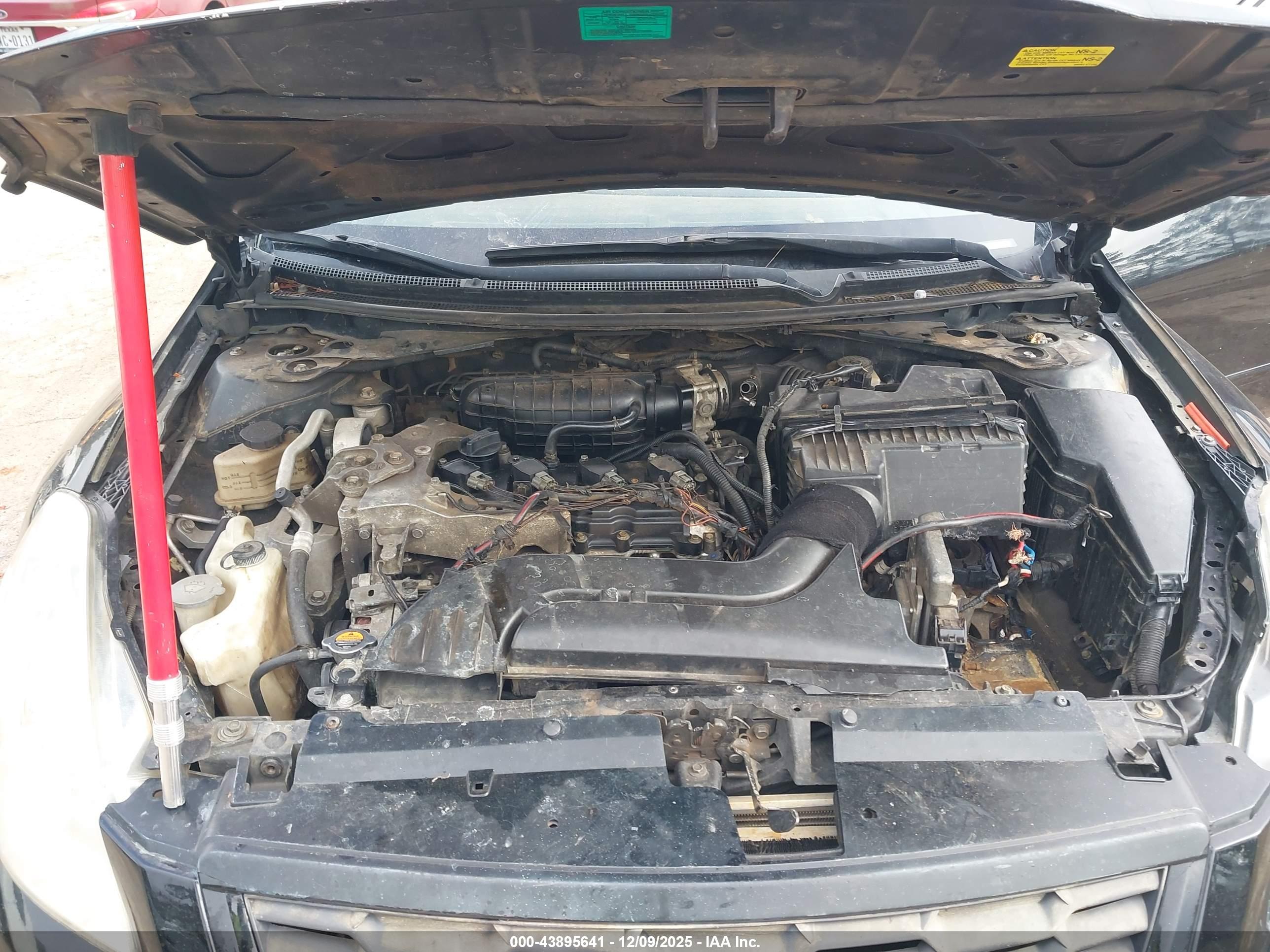 NISSAN ALTIMA image 10