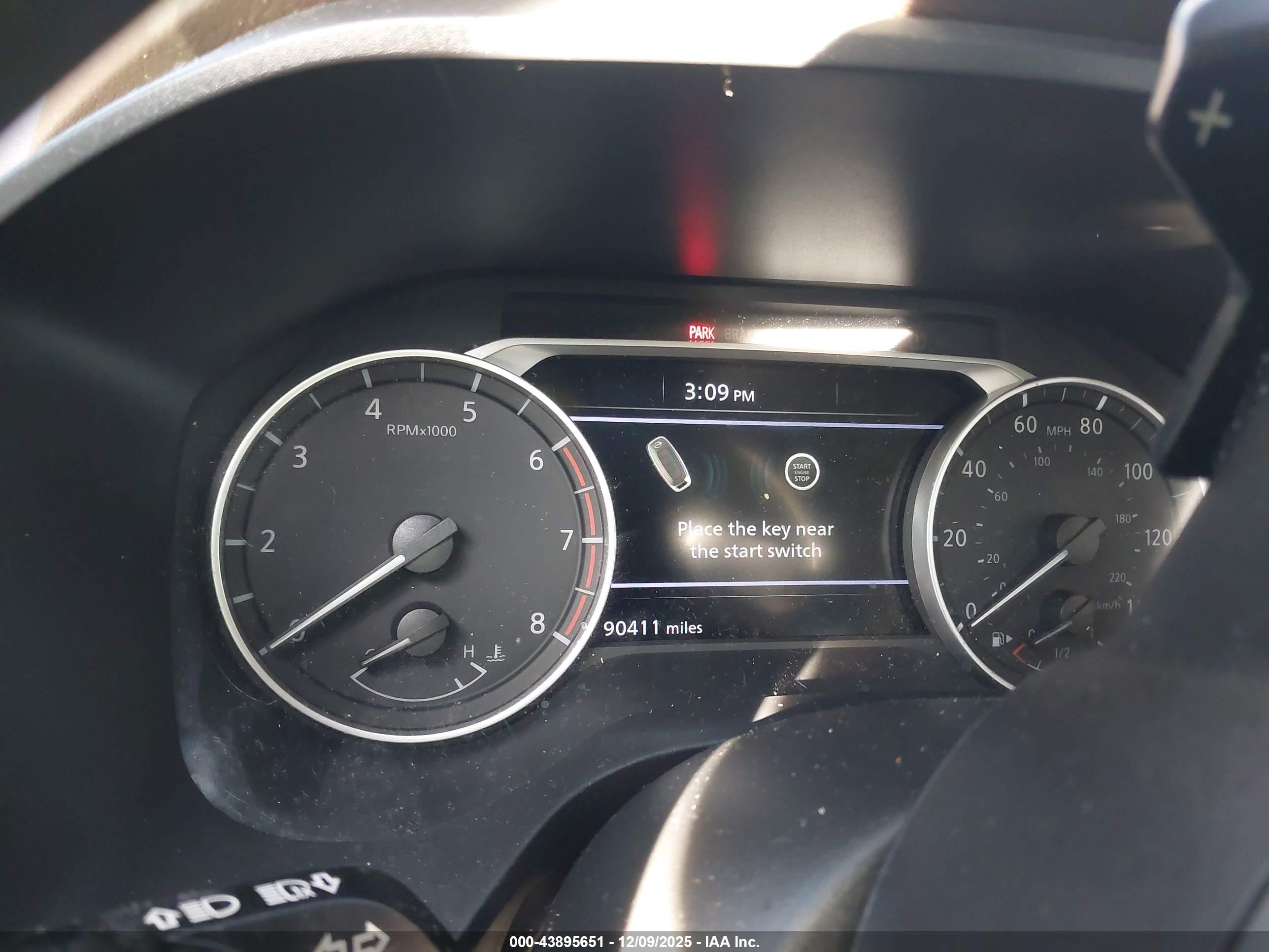 NISSAN ROGUE image 7