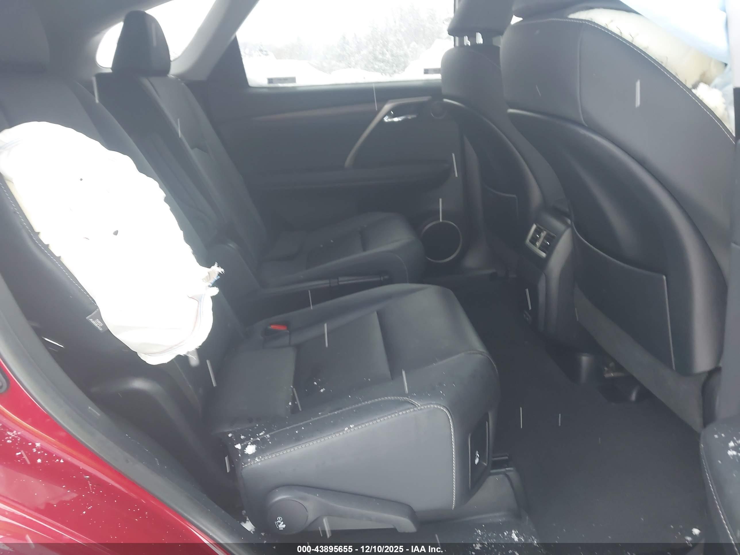 LEXUS RX image 8