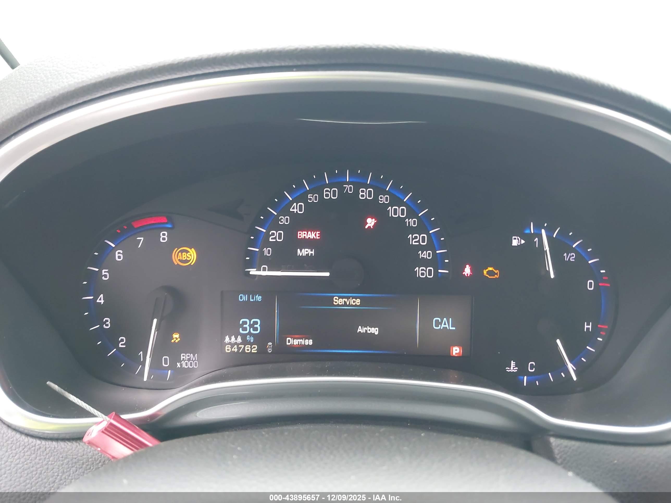 CADILLAC SRX image 7