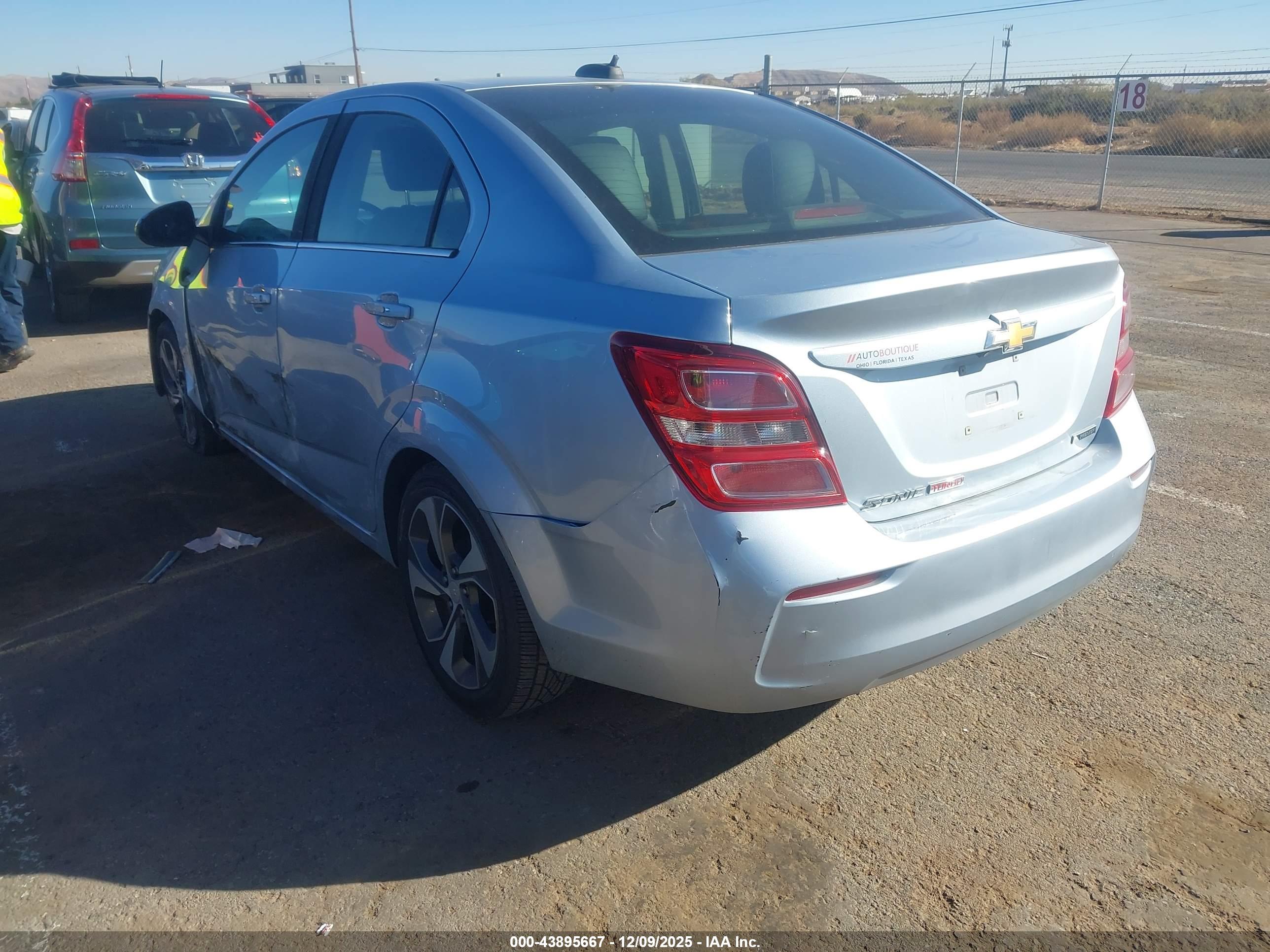 CHEVROLET SONIC image 3