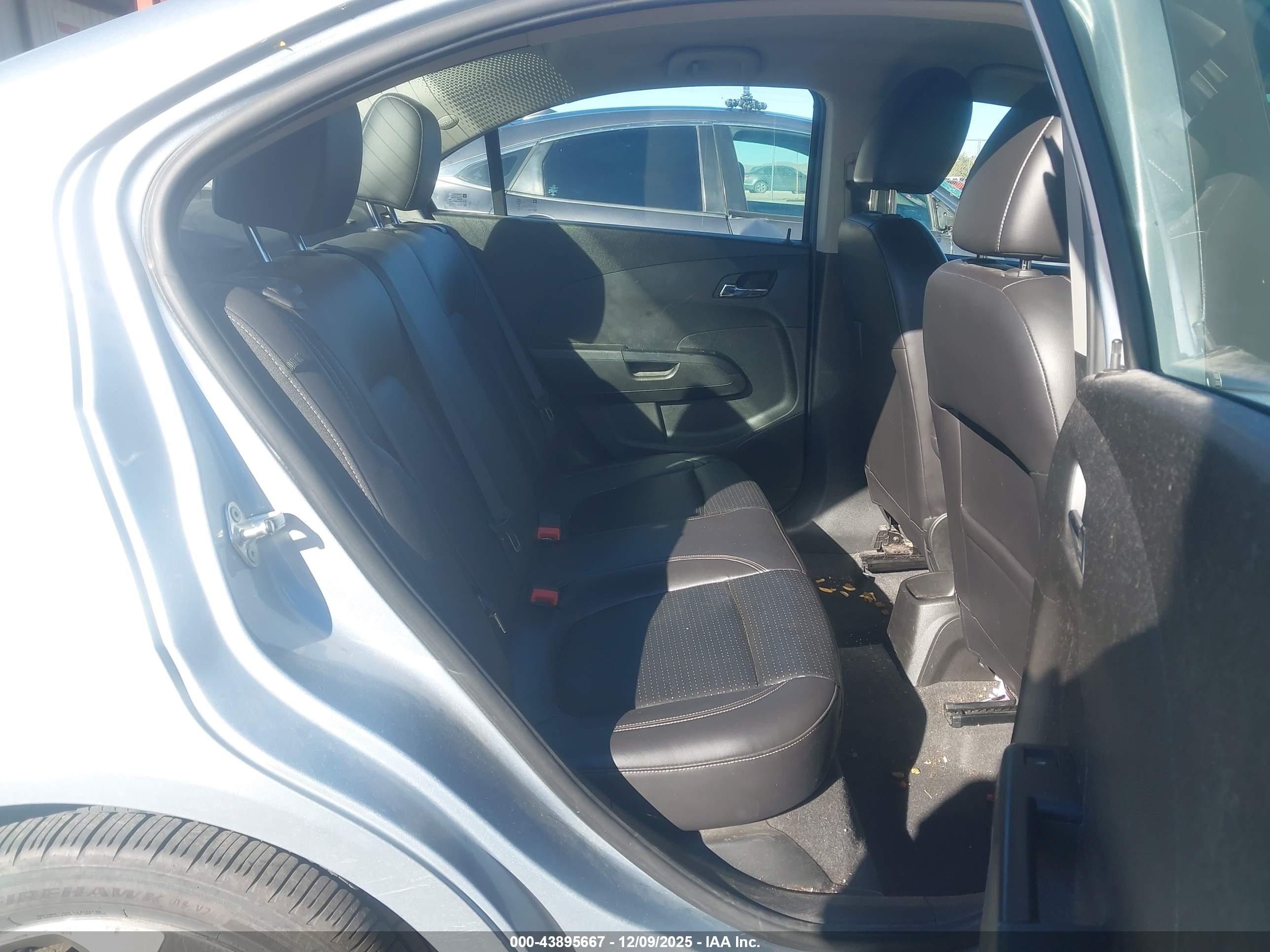 CHEVROLET SONIC image 8