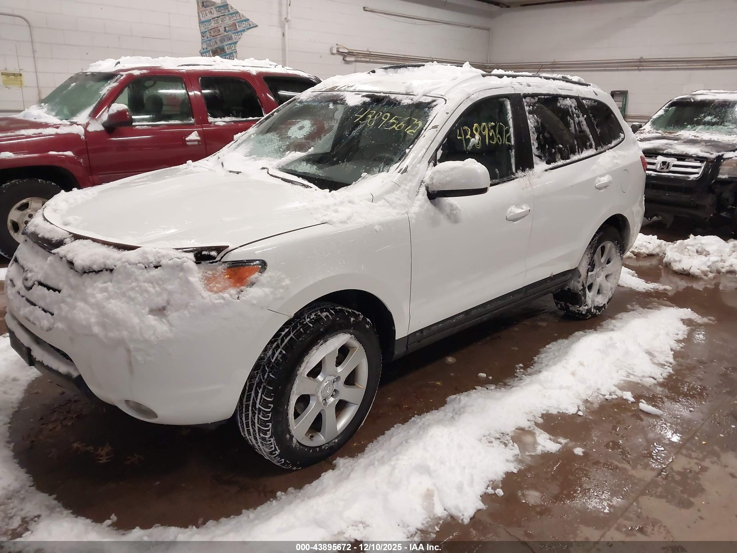 HYUNDAI SANTA image 2